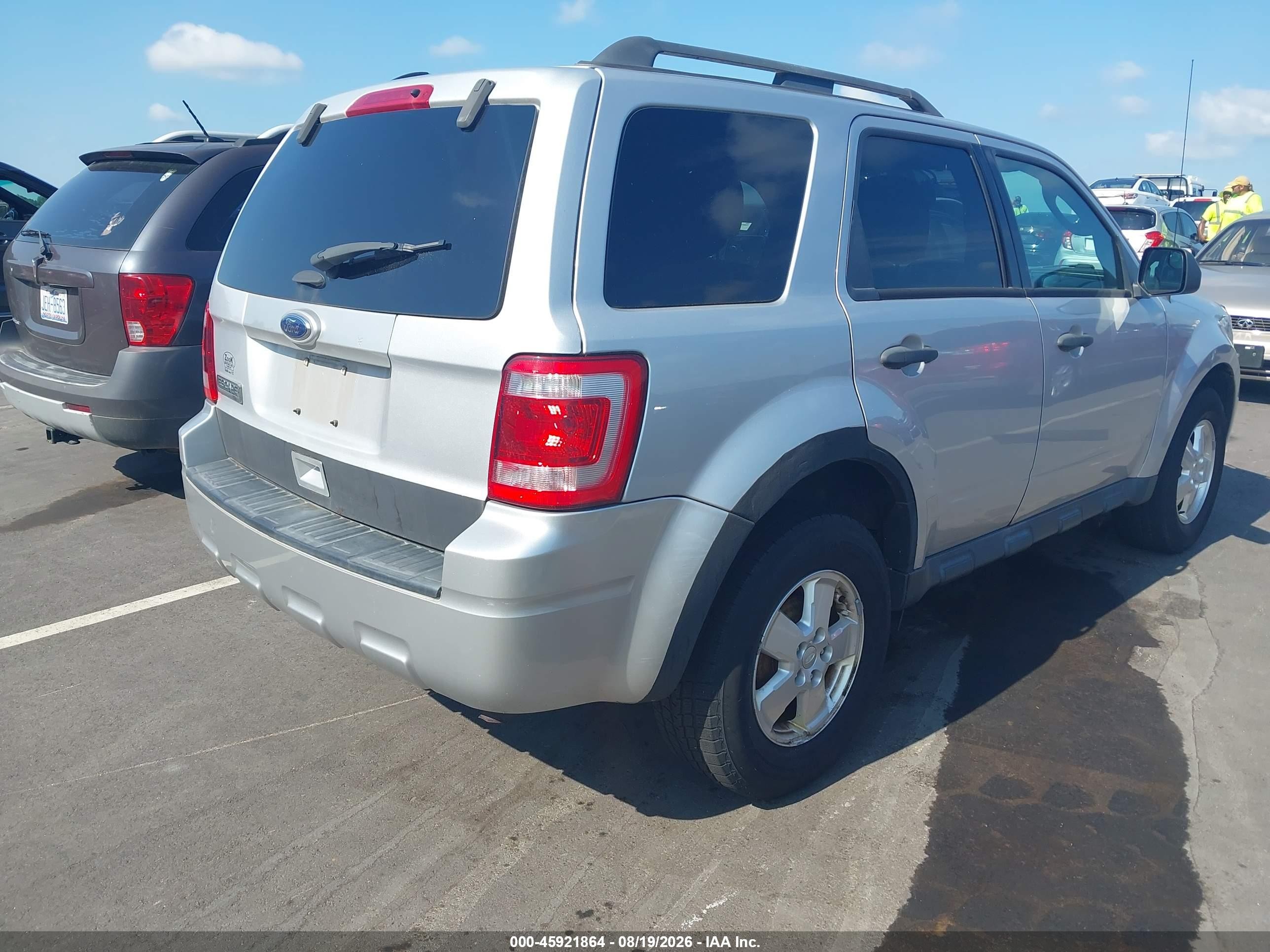 2012 Ford Escape Xlt Silver vin: 1FMCU9D79CKC40083