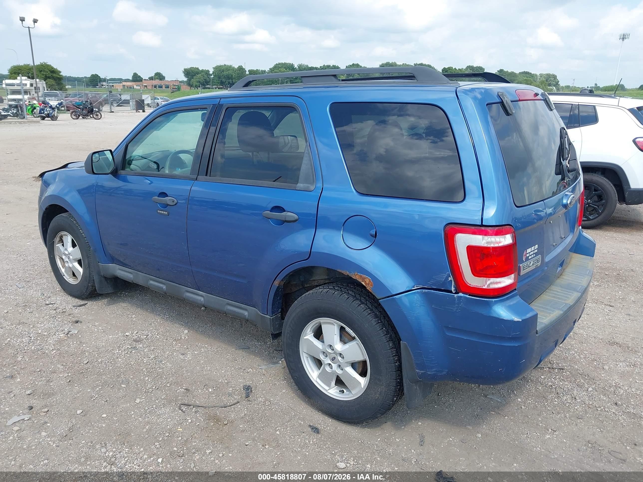 2010 Ford Escape Xlt Blue vin: 1FMCU9D7XAKC59836