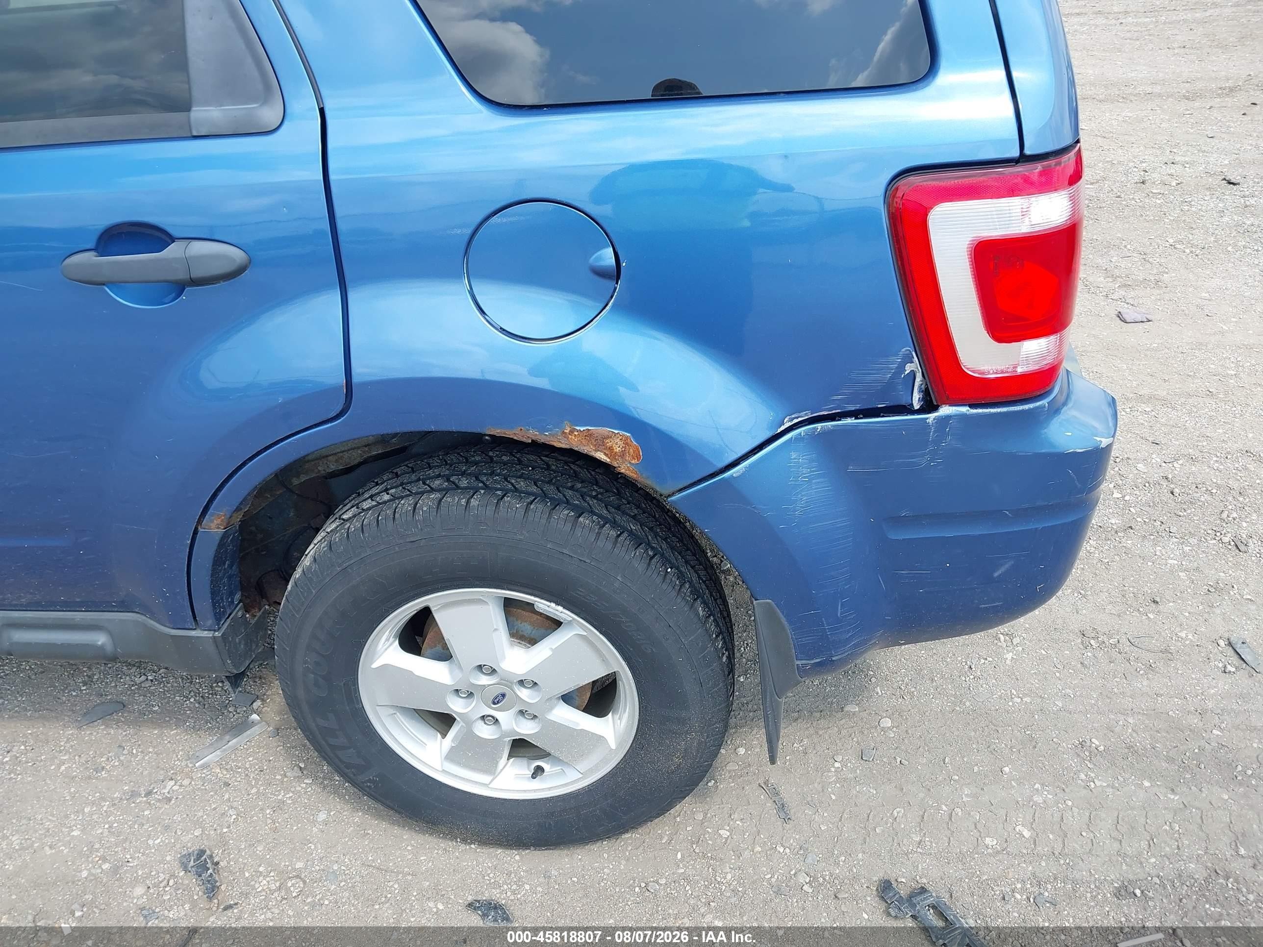 2010 Ford Escape Xlt Blue vin: 1FMCU9D7XAKC59836