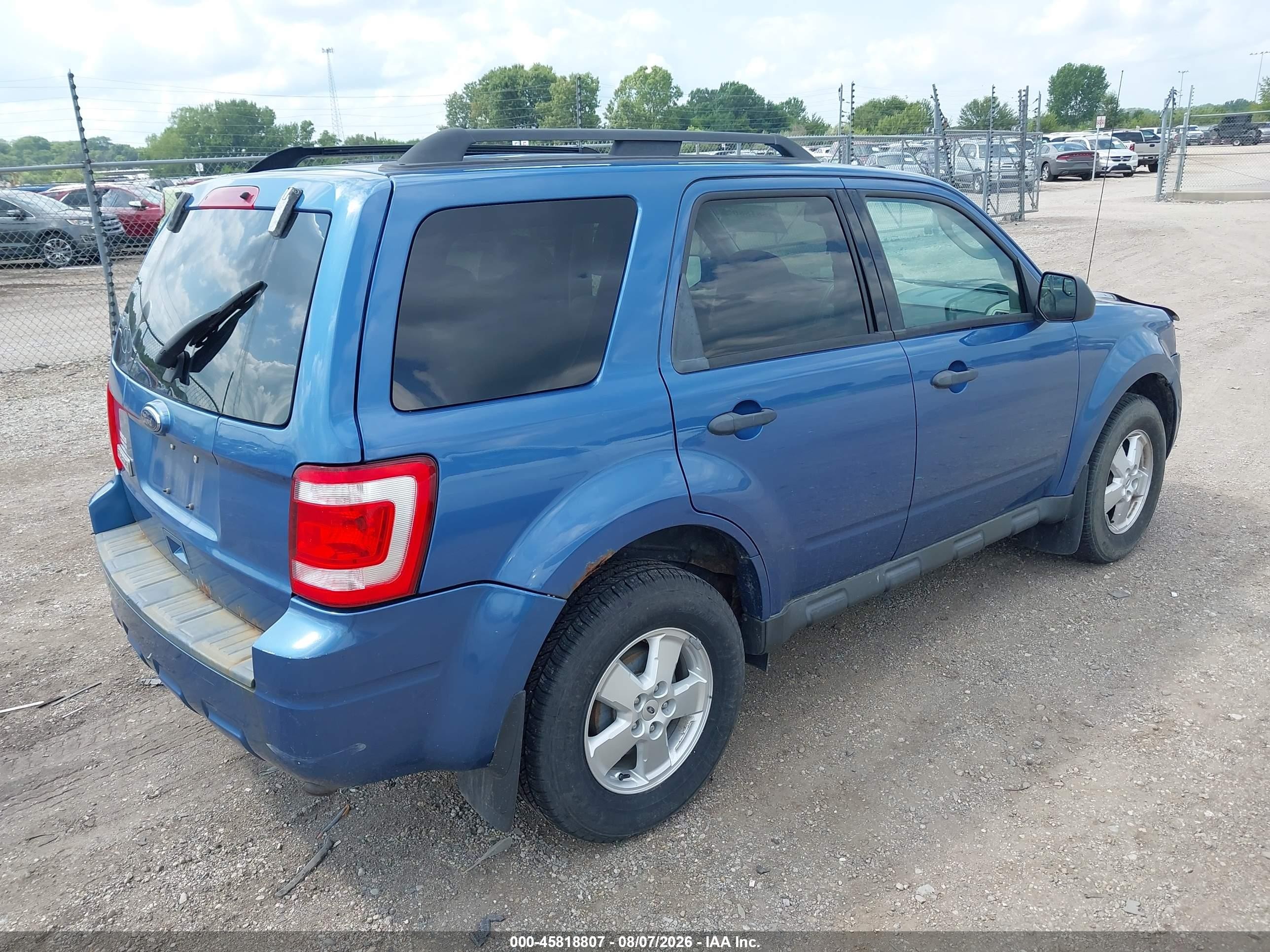2010 Ford Escape Xlt Blue vin: 1FMCU9D7XAKC59836