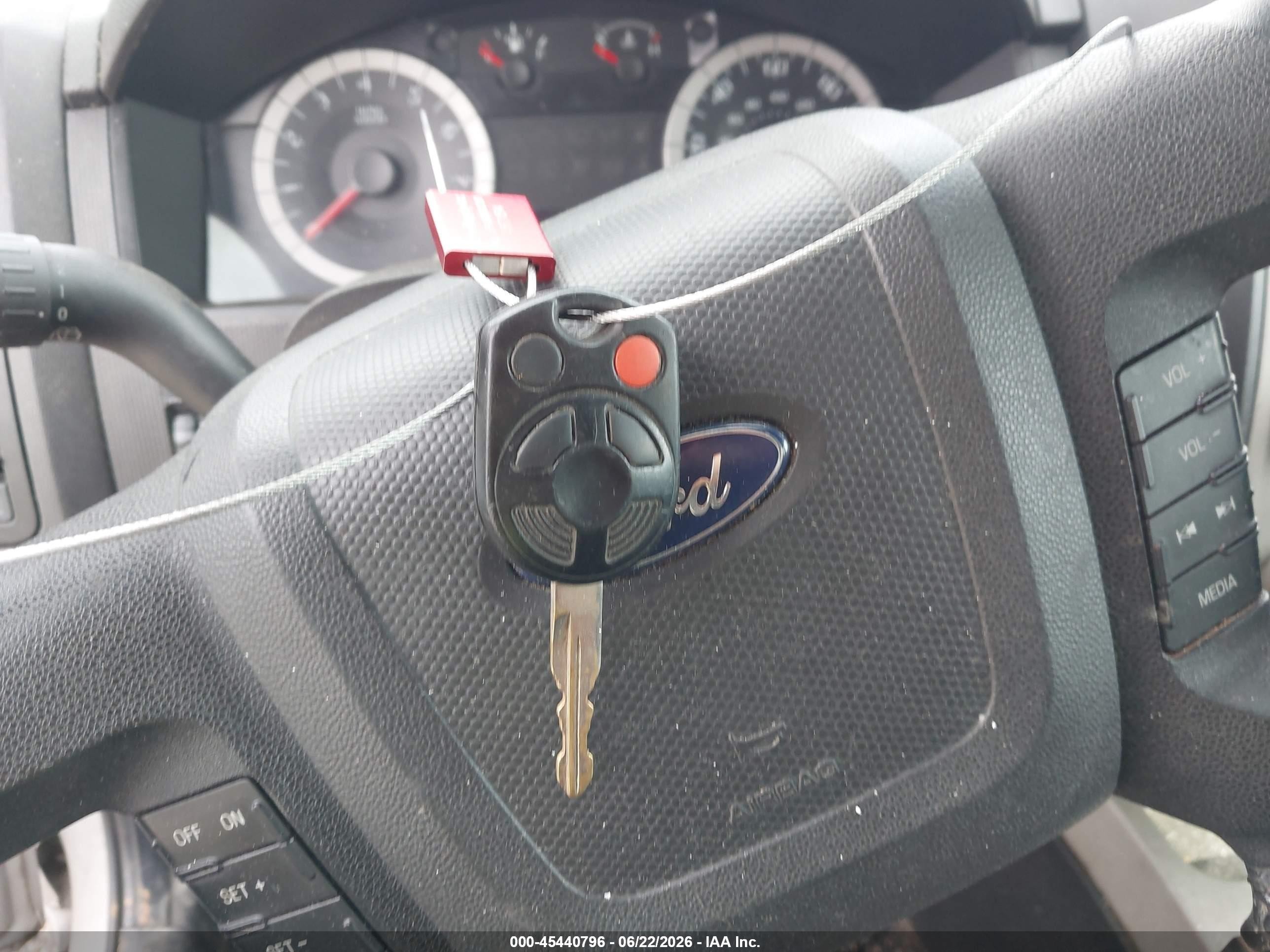 2011 Ford Escape Xlt Серебряный vin: 1FMCU9D7XBKB26222