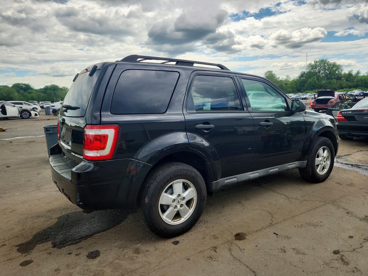 2011 Ford Escape Xlt Black vin: 1FMCU9D7XBKC01372