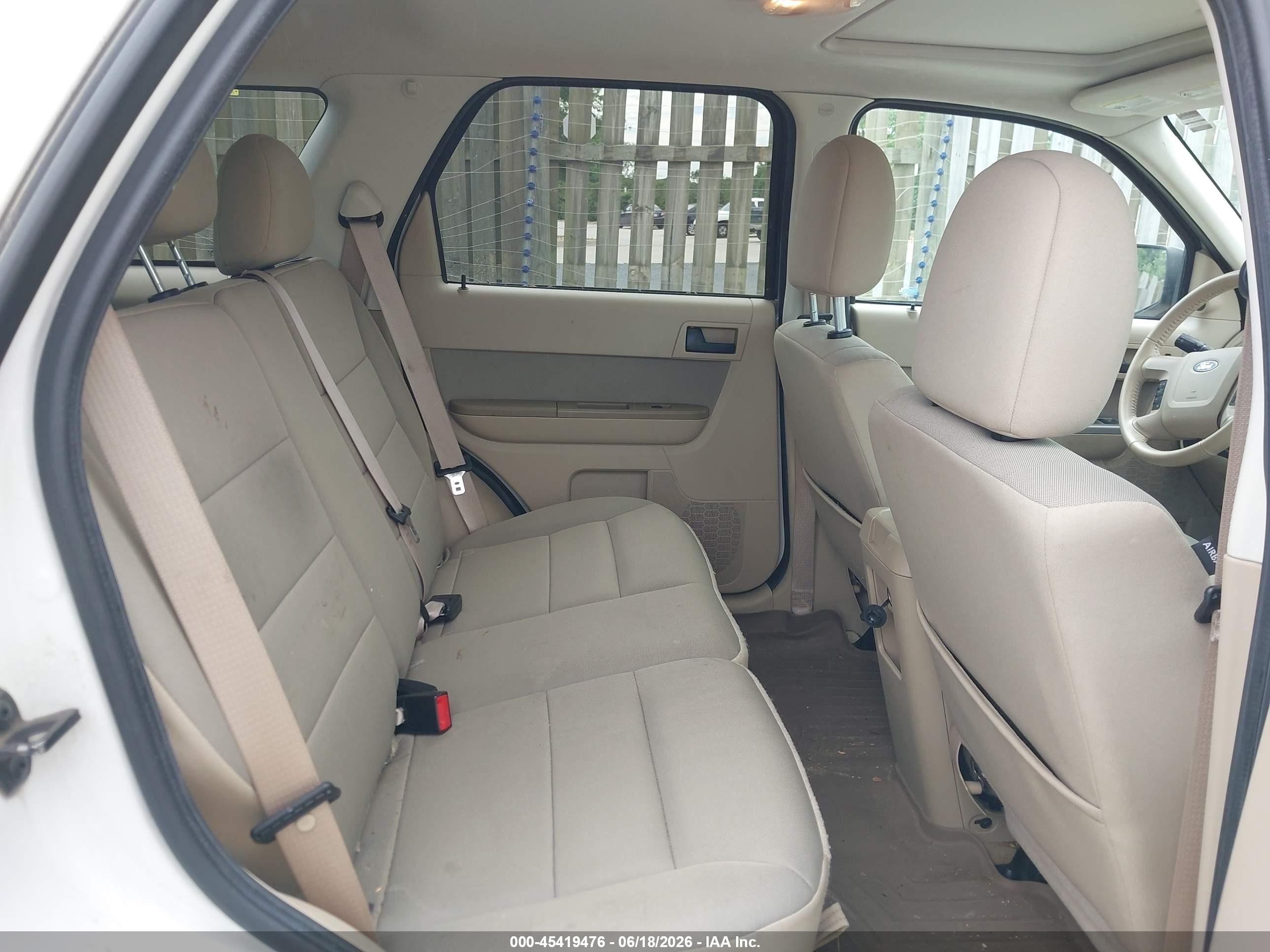 2012 Ford Escape Xlt White vin: 1FMCU9D7XCKB99009