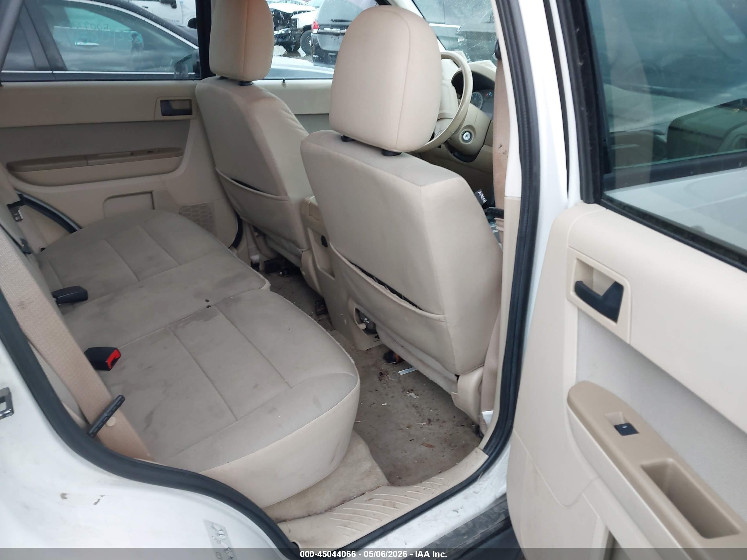 2012 Ford Escape Xlt White vin: 1FMCU9D7XCKC48659