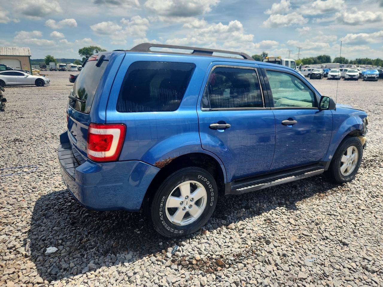 2010 Ford Escape Xlt Blue vin: 1FMCU9DG0AKB63441