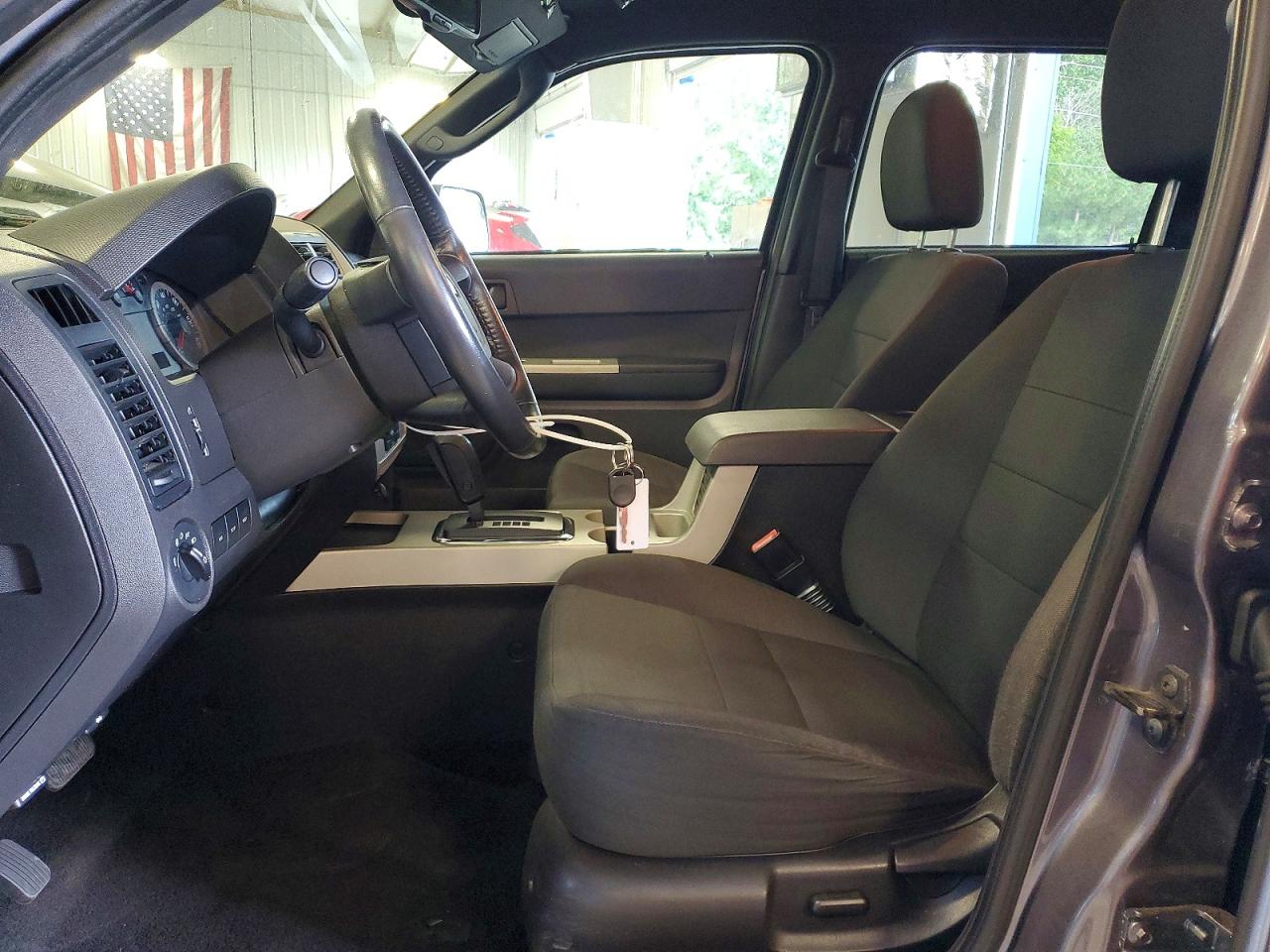 2010 Ford Escape Xlt Gray vin: 1FMCU9DG0AKC52250