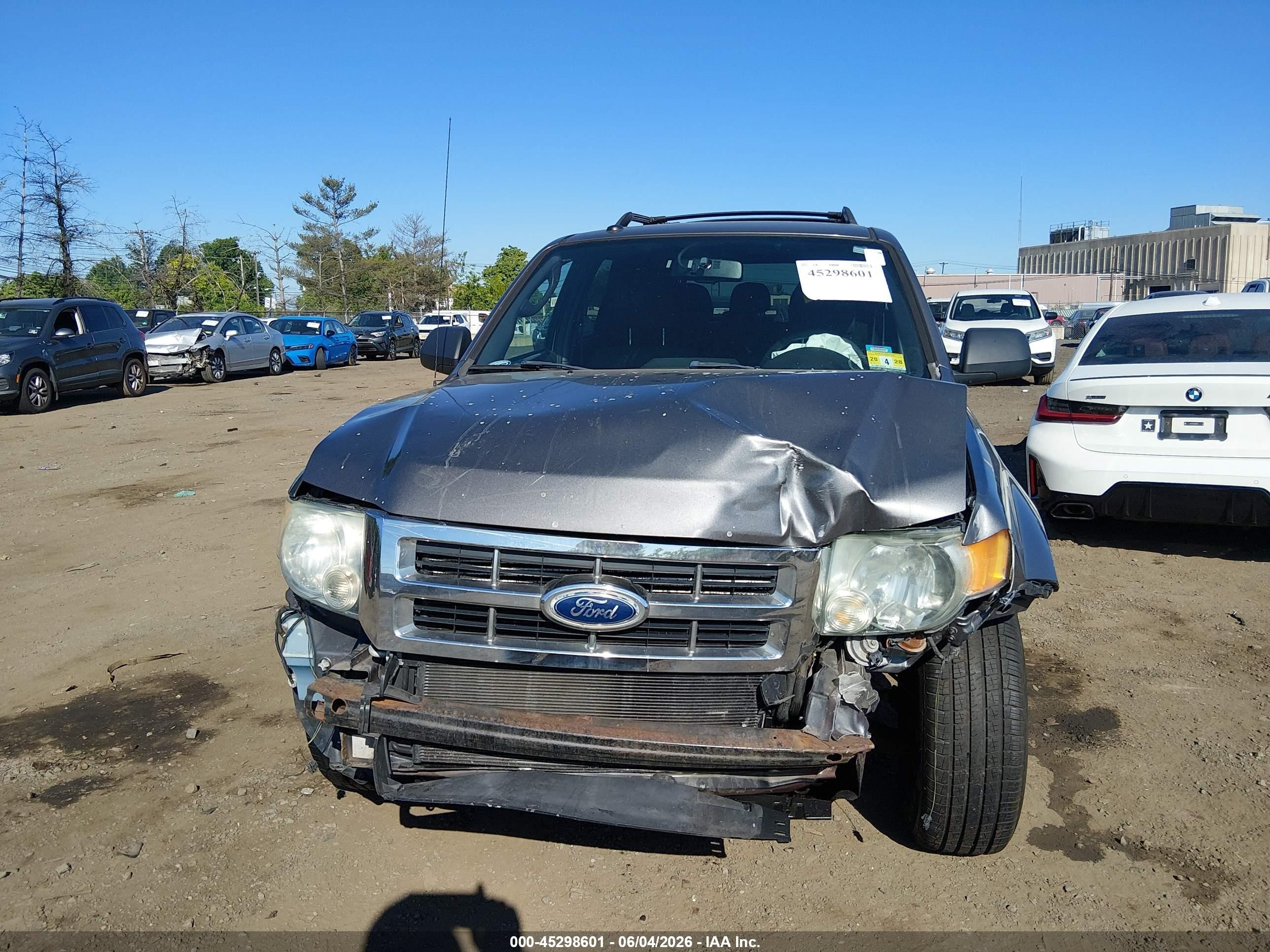 2010 Ford Escape Xlt Gray vin: 1FMCU9DG0AKD48640