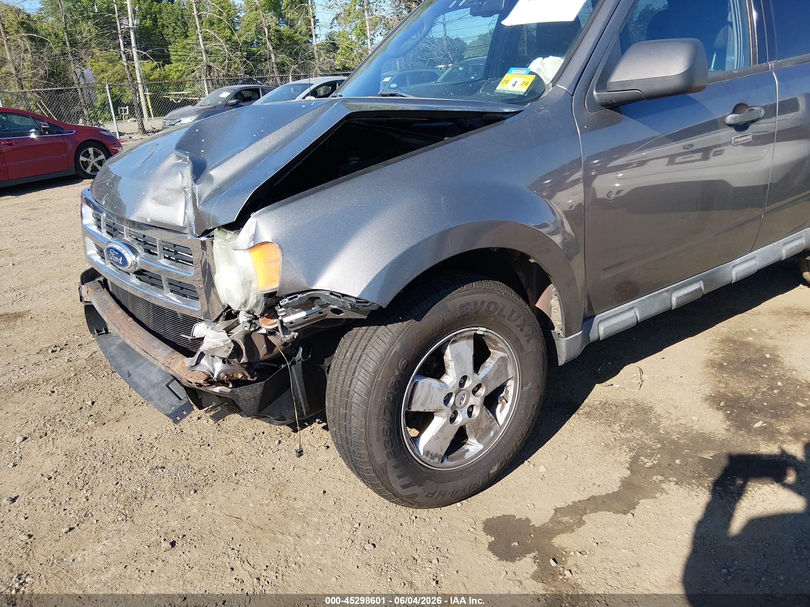 2010 Ford Escape Xlt Gray vin: 1FMCU9DG0AKD48640