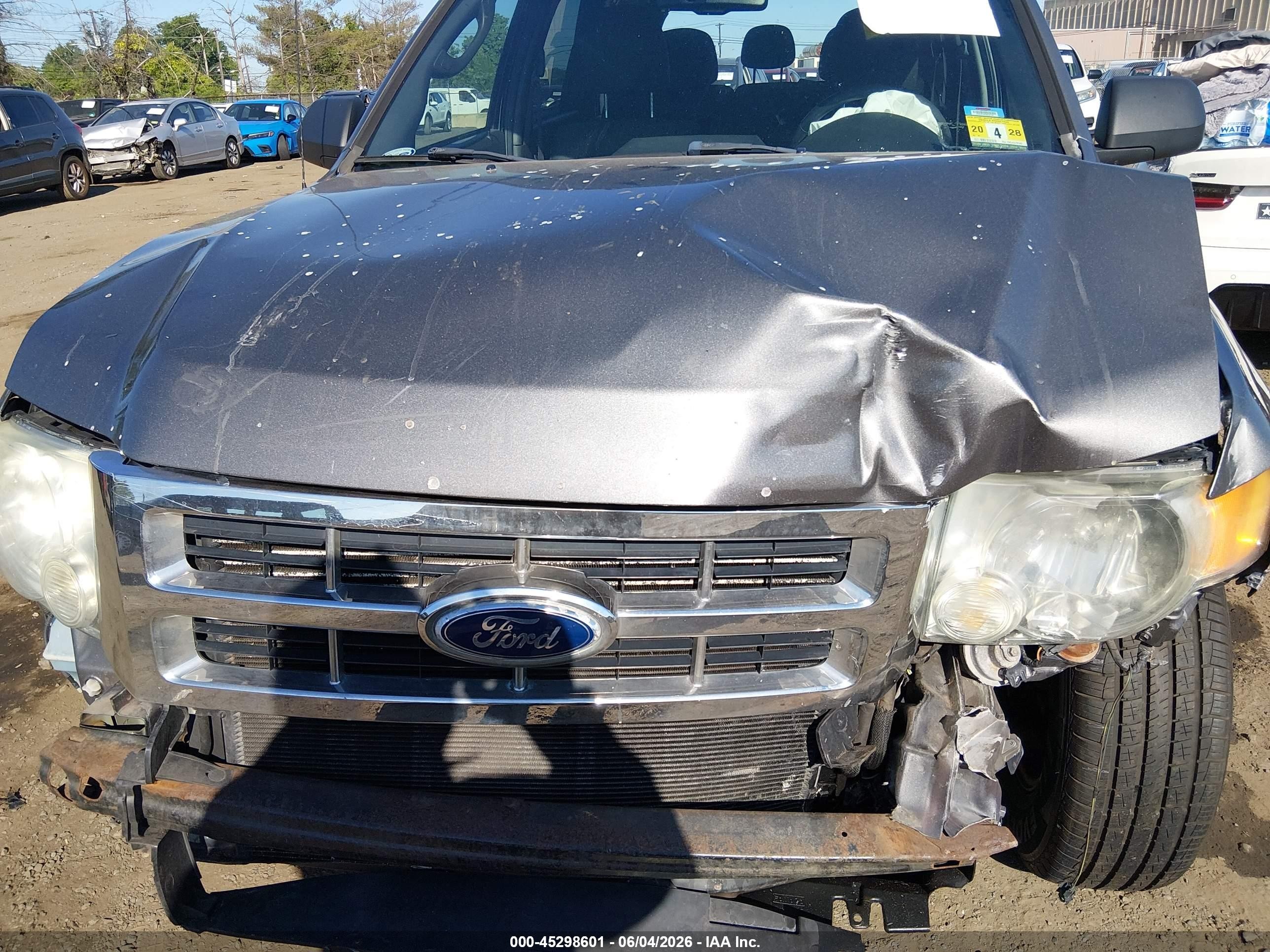 2010 Ford Escape Xlt Gray vin: 1FMCU9DG0AKD48640