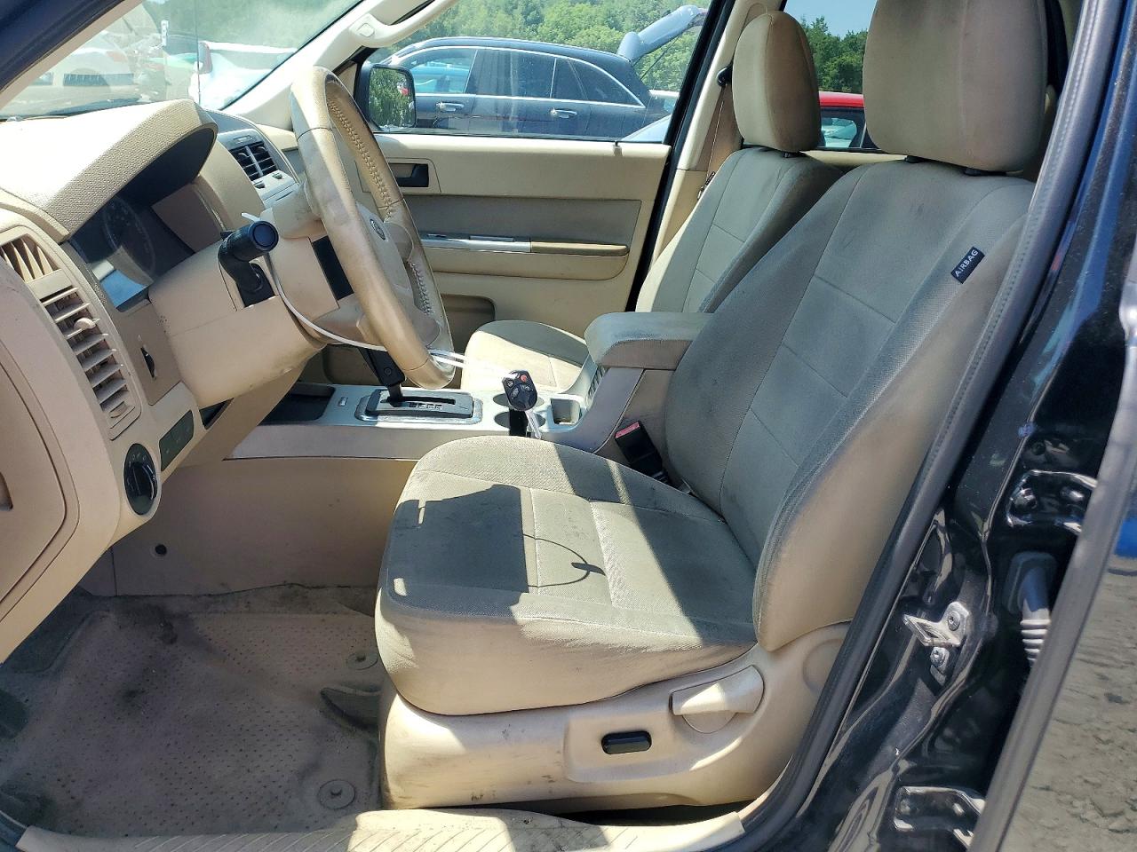 2011 Ford Escape Xlt Black vin: 1FMCU9DG0BKA02928