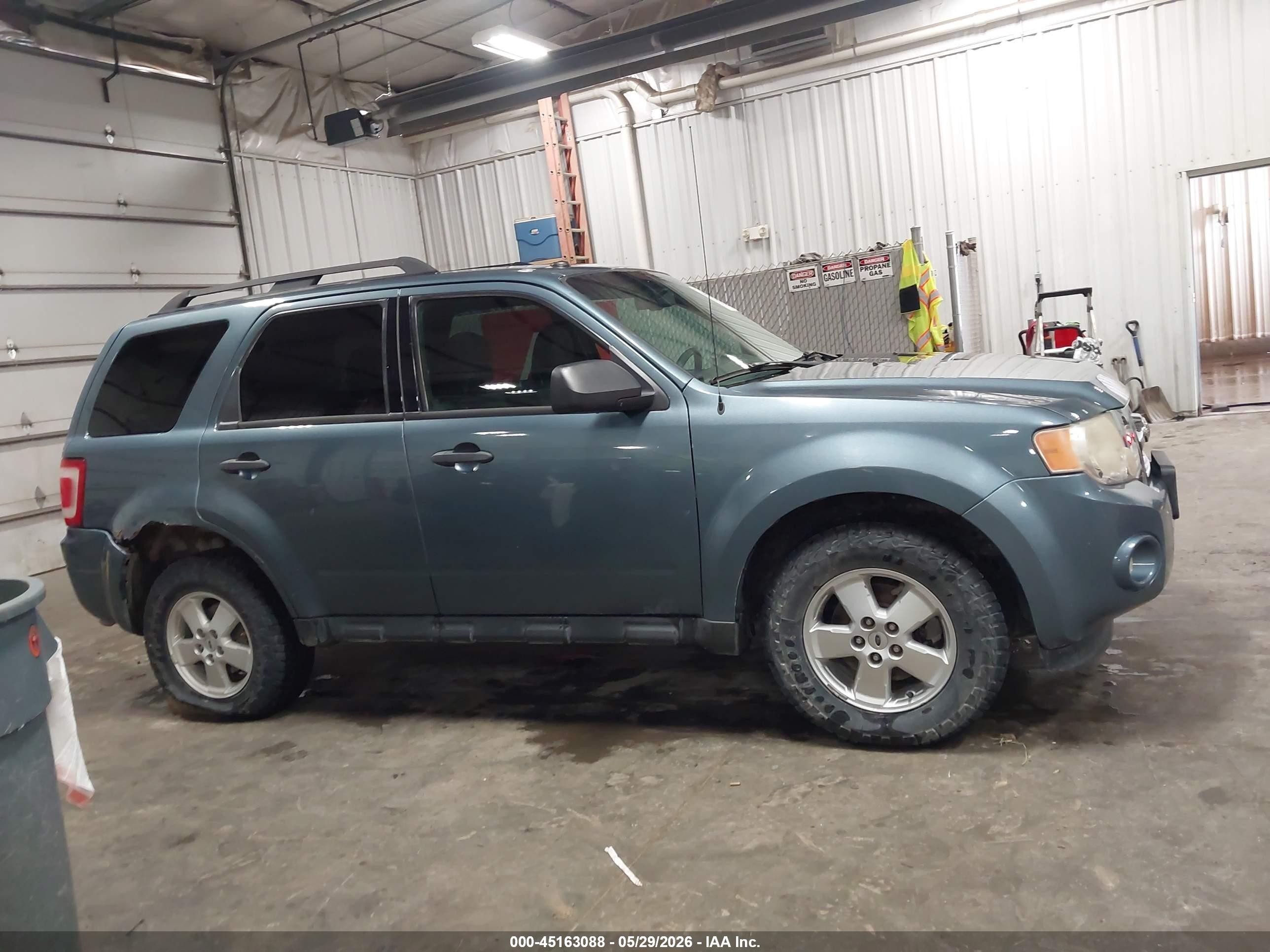 2011 Ford Escape Xlt Синий vin: 1FMCU9DG0BKA33984