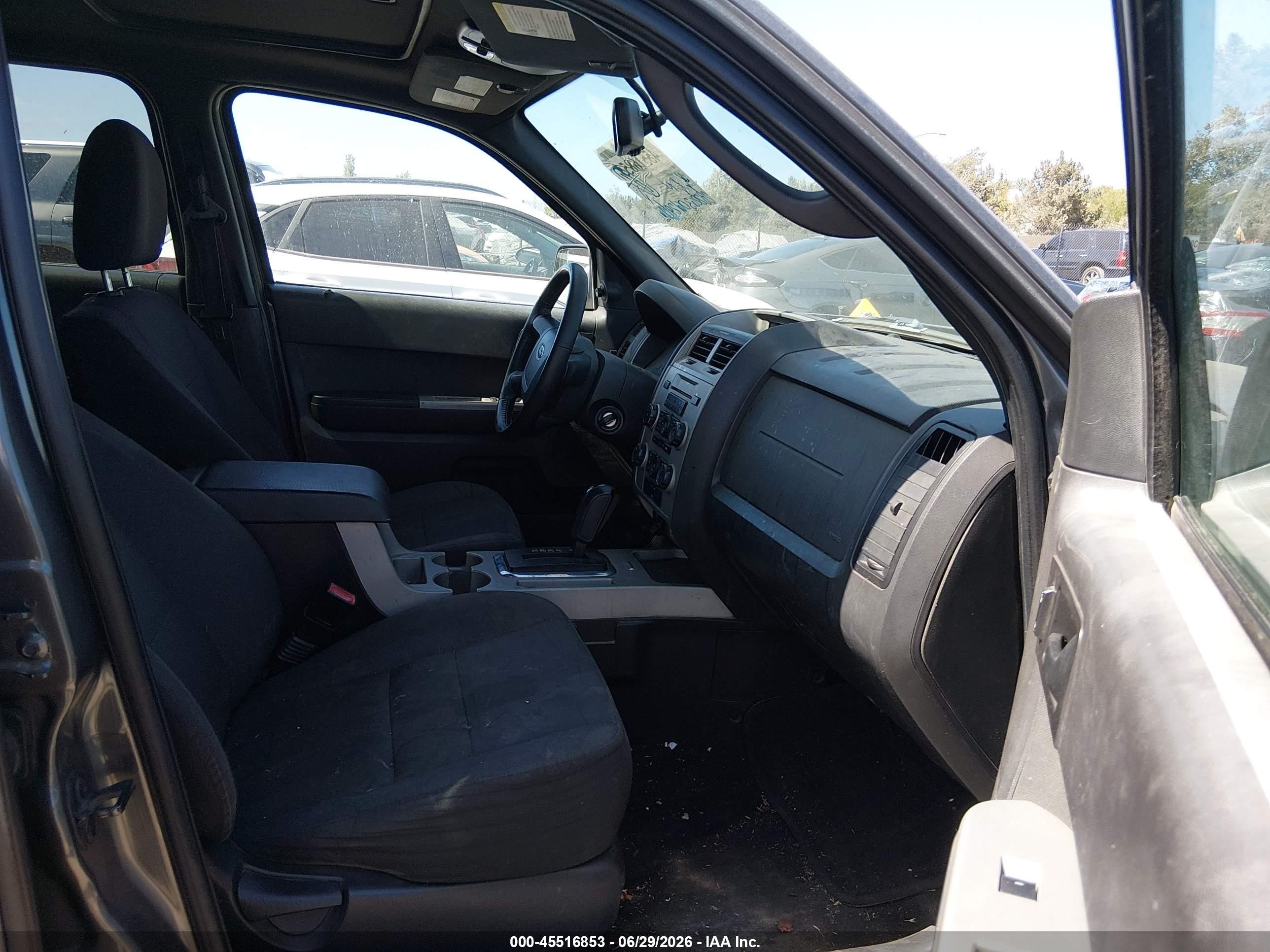 2011 Ford Escape Xlt Gray vin: 1FMCU9DG0BKB18789