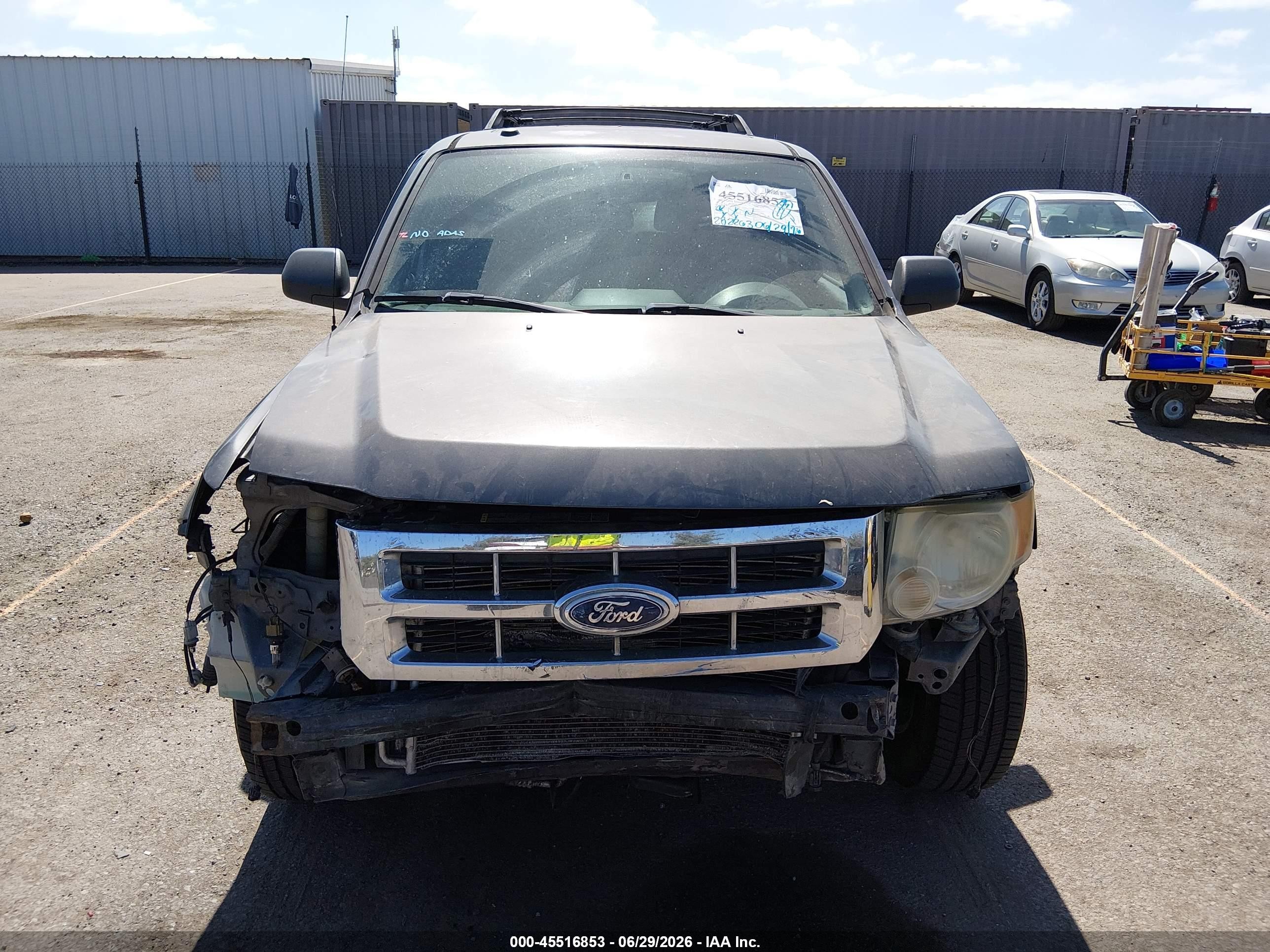 2011 Ford Escape Xlt Gray vin: 1FMCU9DG0BKB18789