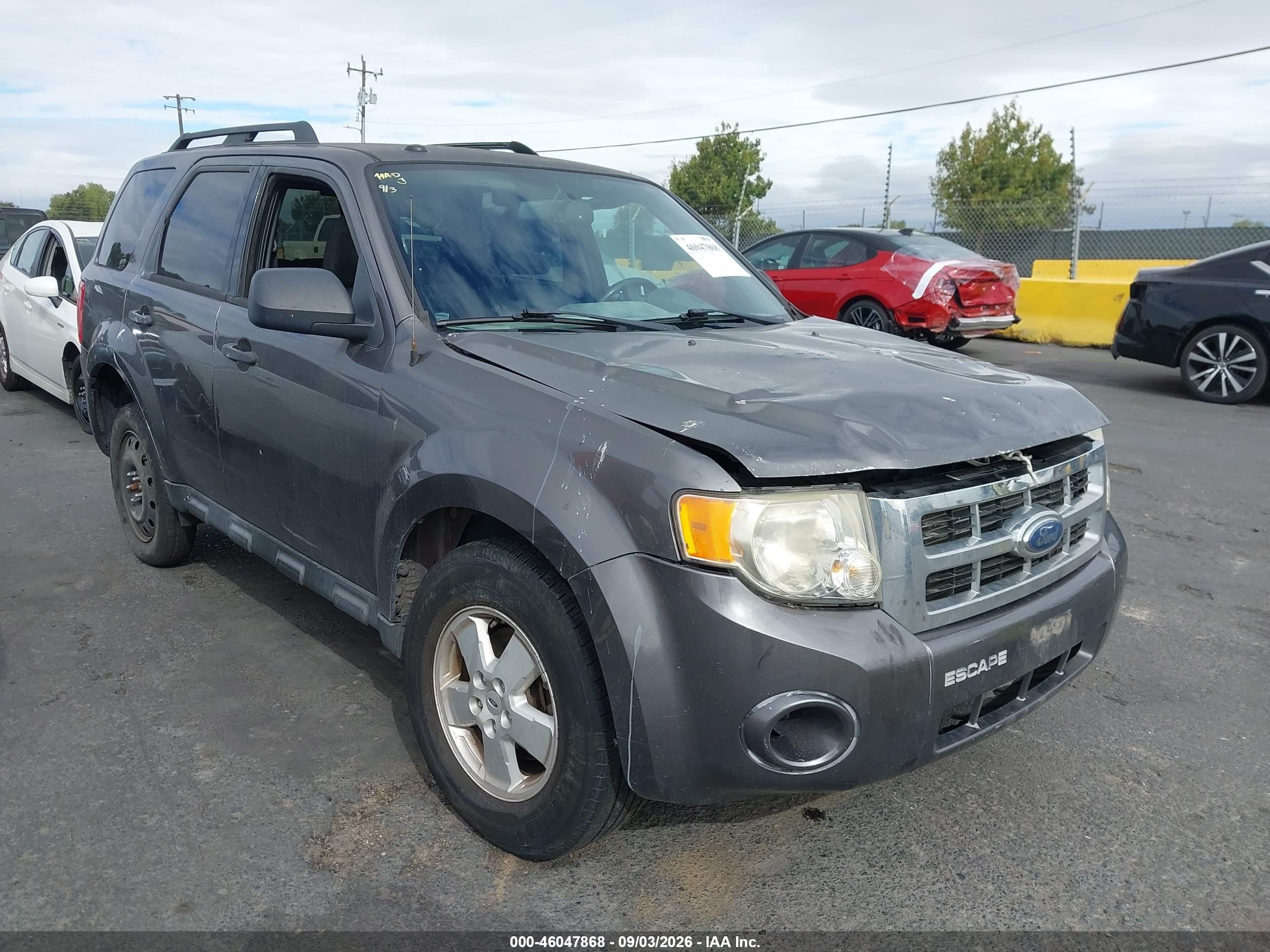 2011 Ford Escape Xlt Gray vin: 1FMCU9DG0BKC65176