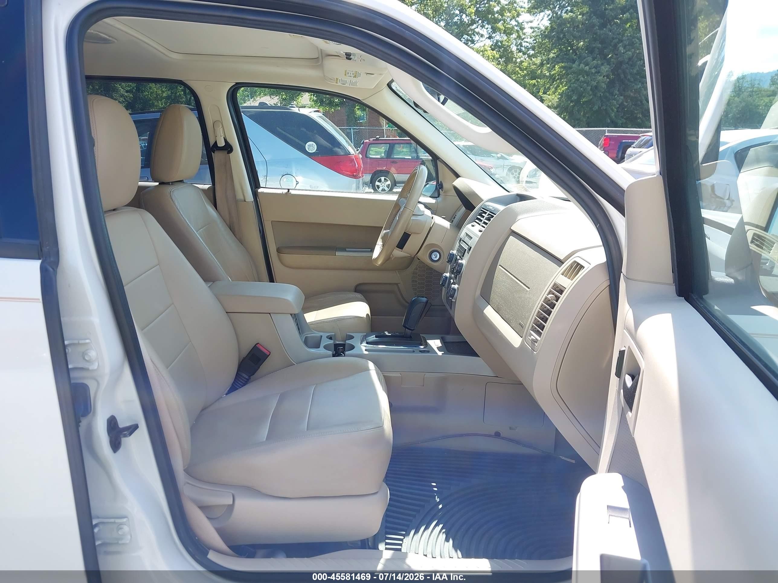 2012 Ford Escape Xlt Белый vin: 1FMCU9DG0CKC52543