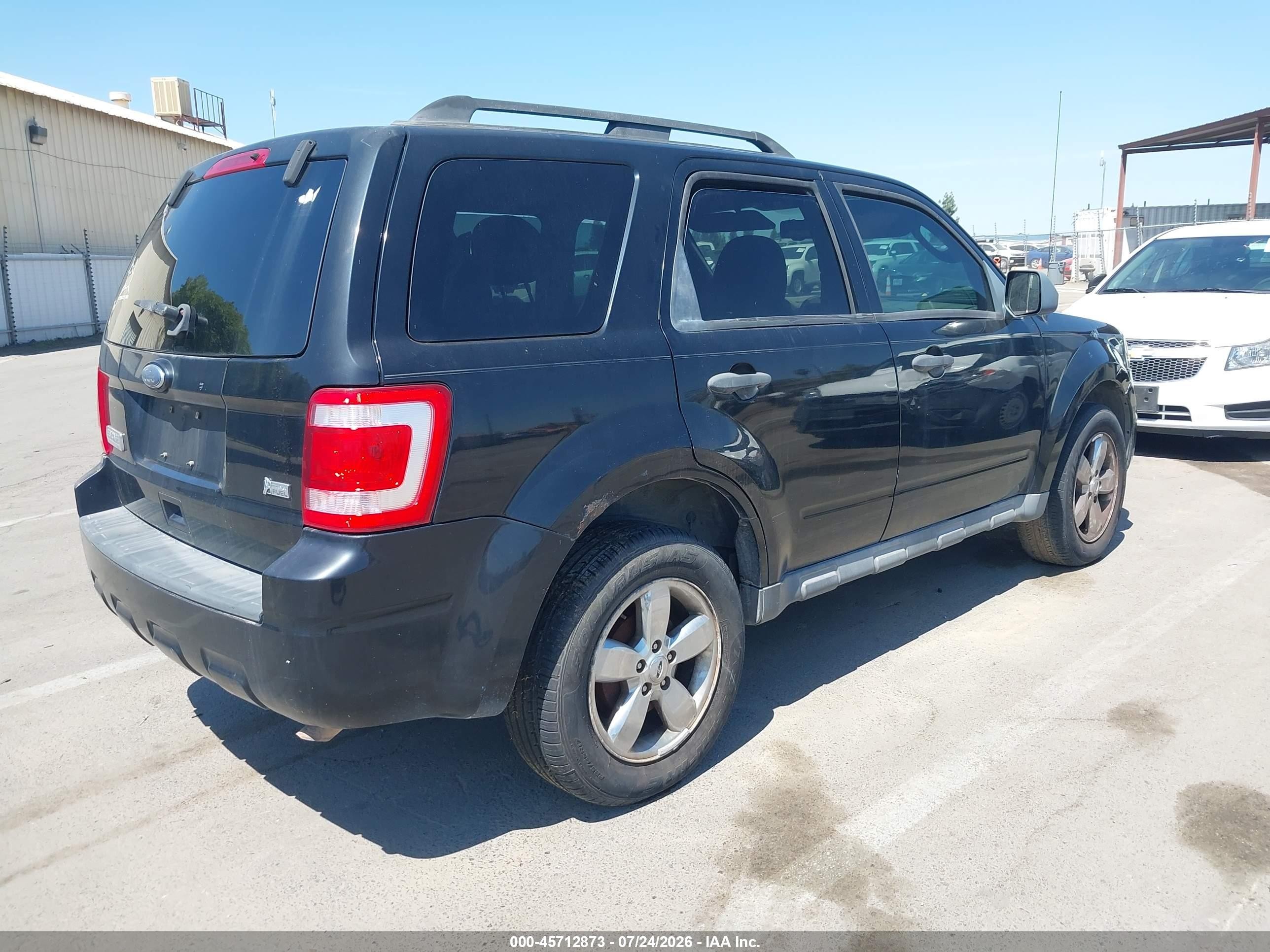 2010 Ford Escape Xlt Черный vin: 1FMCU9DG1AKB01935