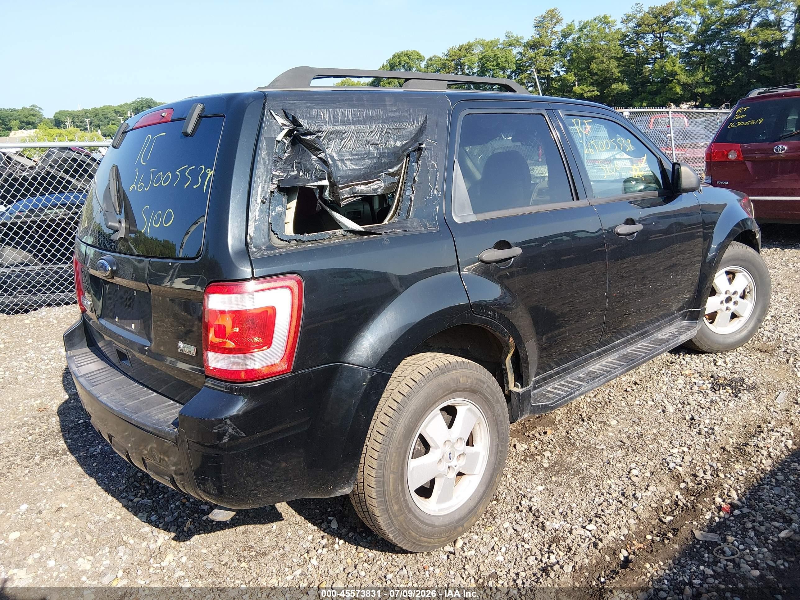 2010 Ford Escape Xlt Black vin: 1FMCU9DG1AKC84432