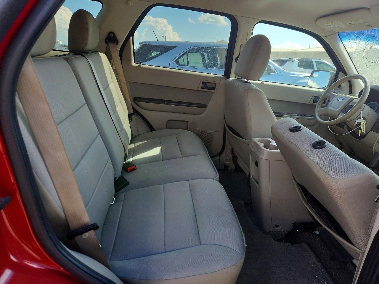 2010 Ford Escape Xlt Red vin: 1FMCU9DG1AKC97536
