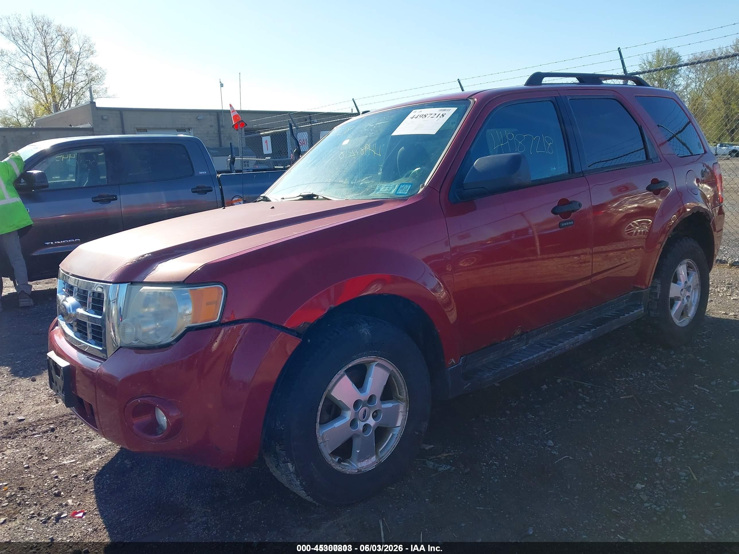 2010 Ford Escape Xlt Red vin: 1FMCU9DG1AKD43575