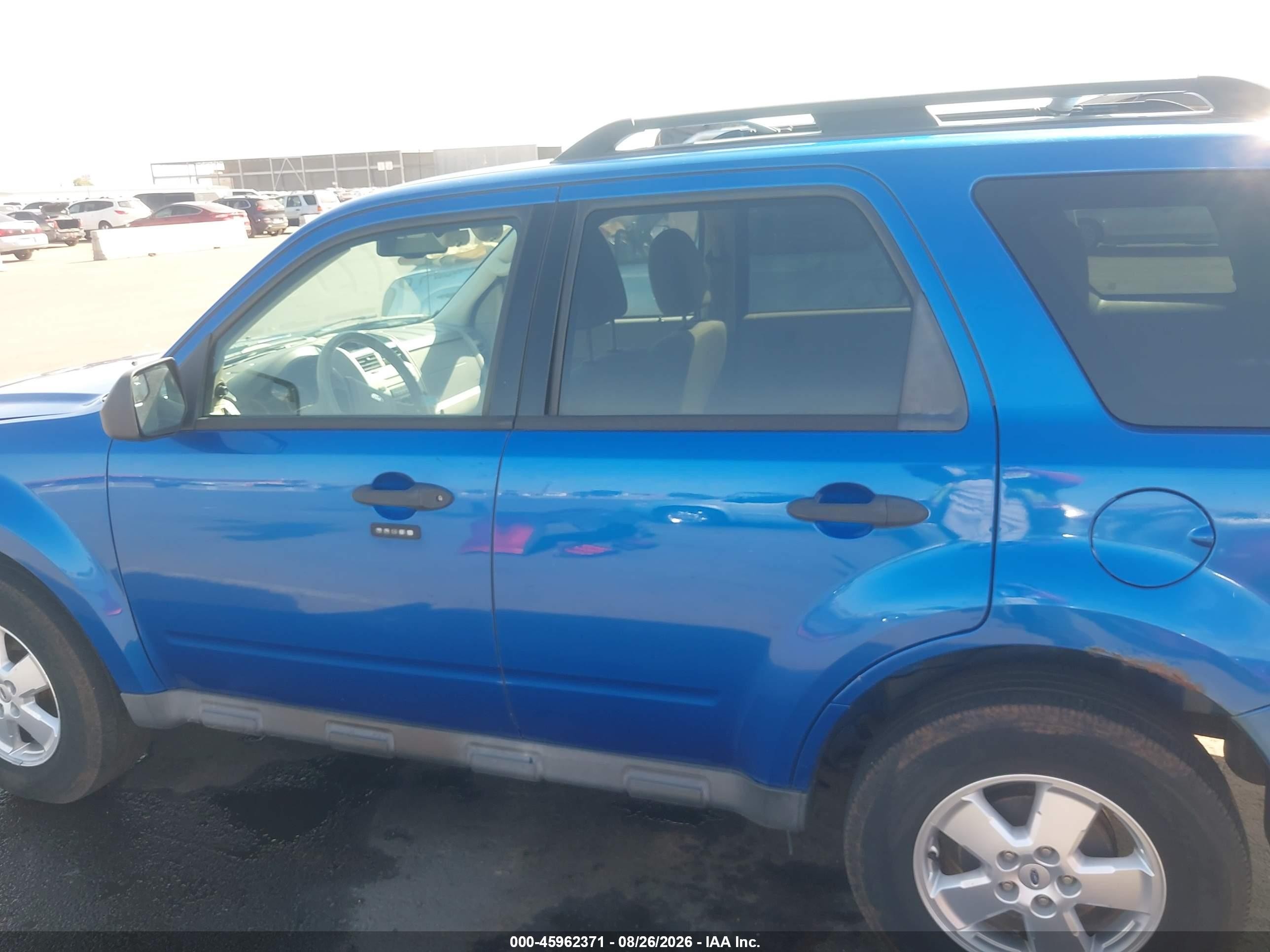 2011 Ford Escape Xlt Blue vin: 1FMCU9DG1BKA50776