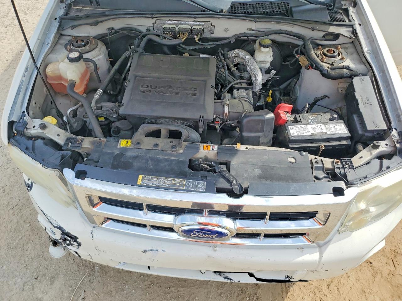 2011 Ford Escape Xlt White vin: 1FMCU9DG1BKC03138