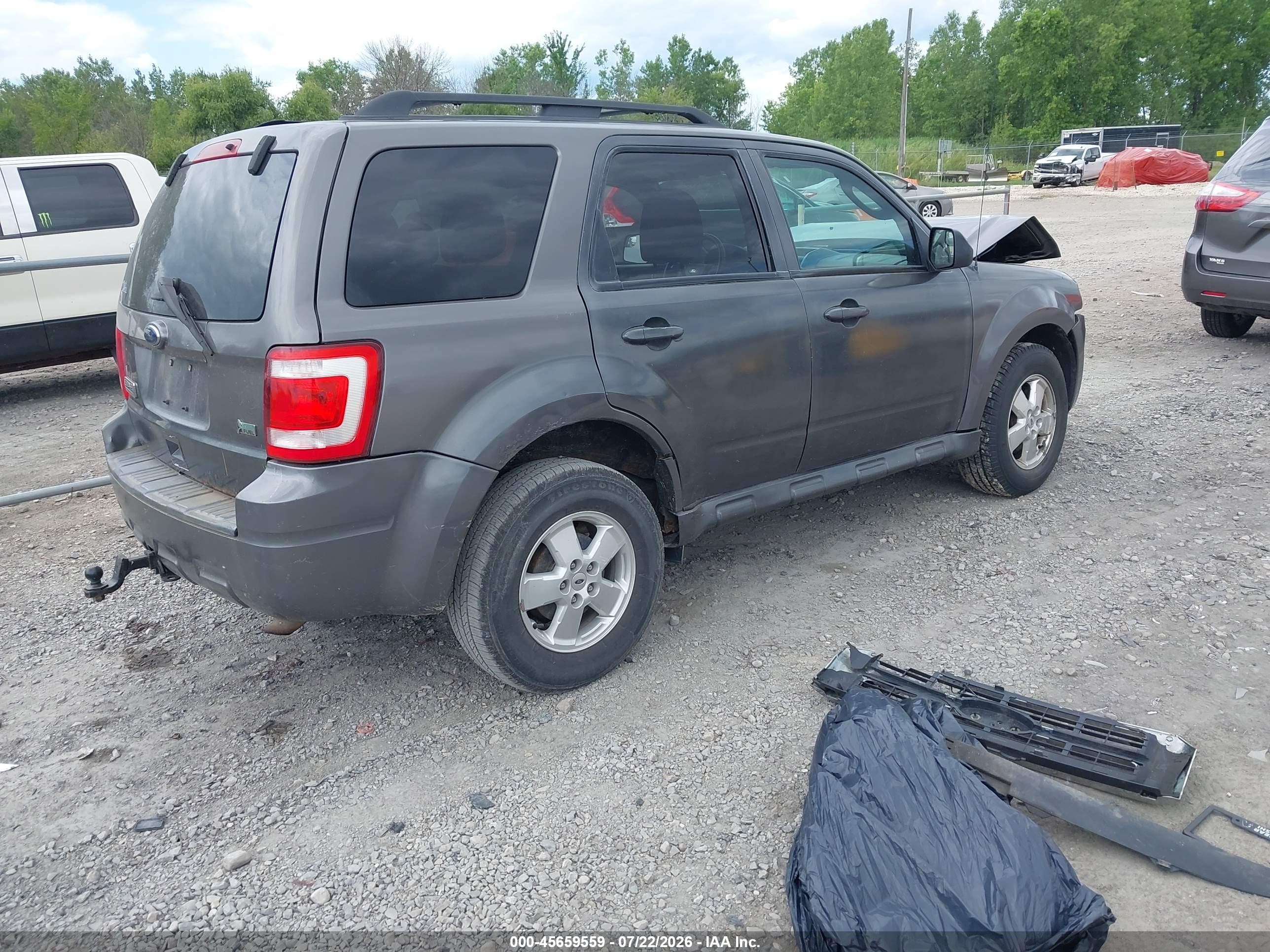 2011 Ford Escape Xlt Gray vin: 1FMCU9DG1BKC36625