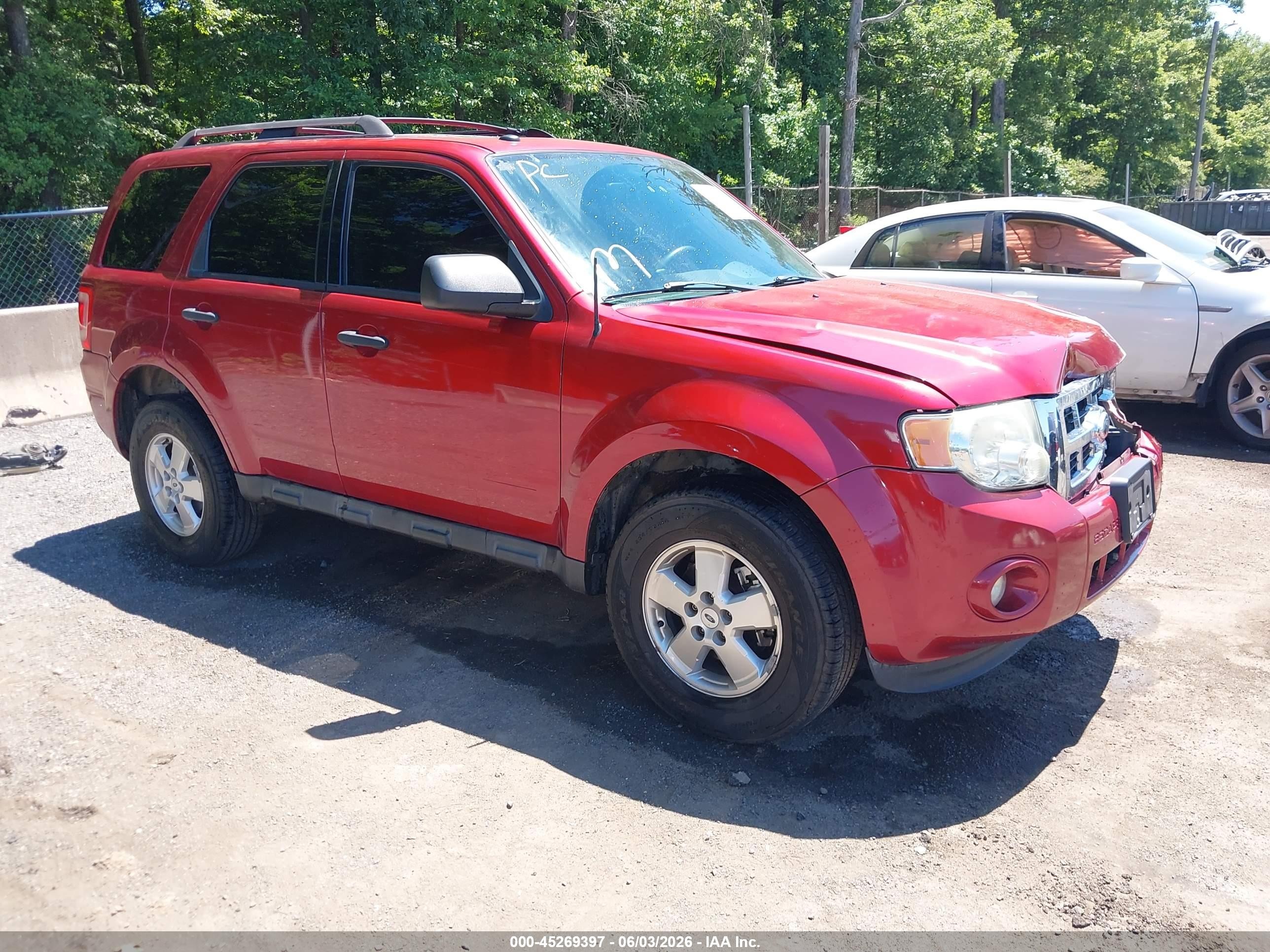 2012 Ford Escape Xlt Red vin: 1FMCU9DG1CKA72195
