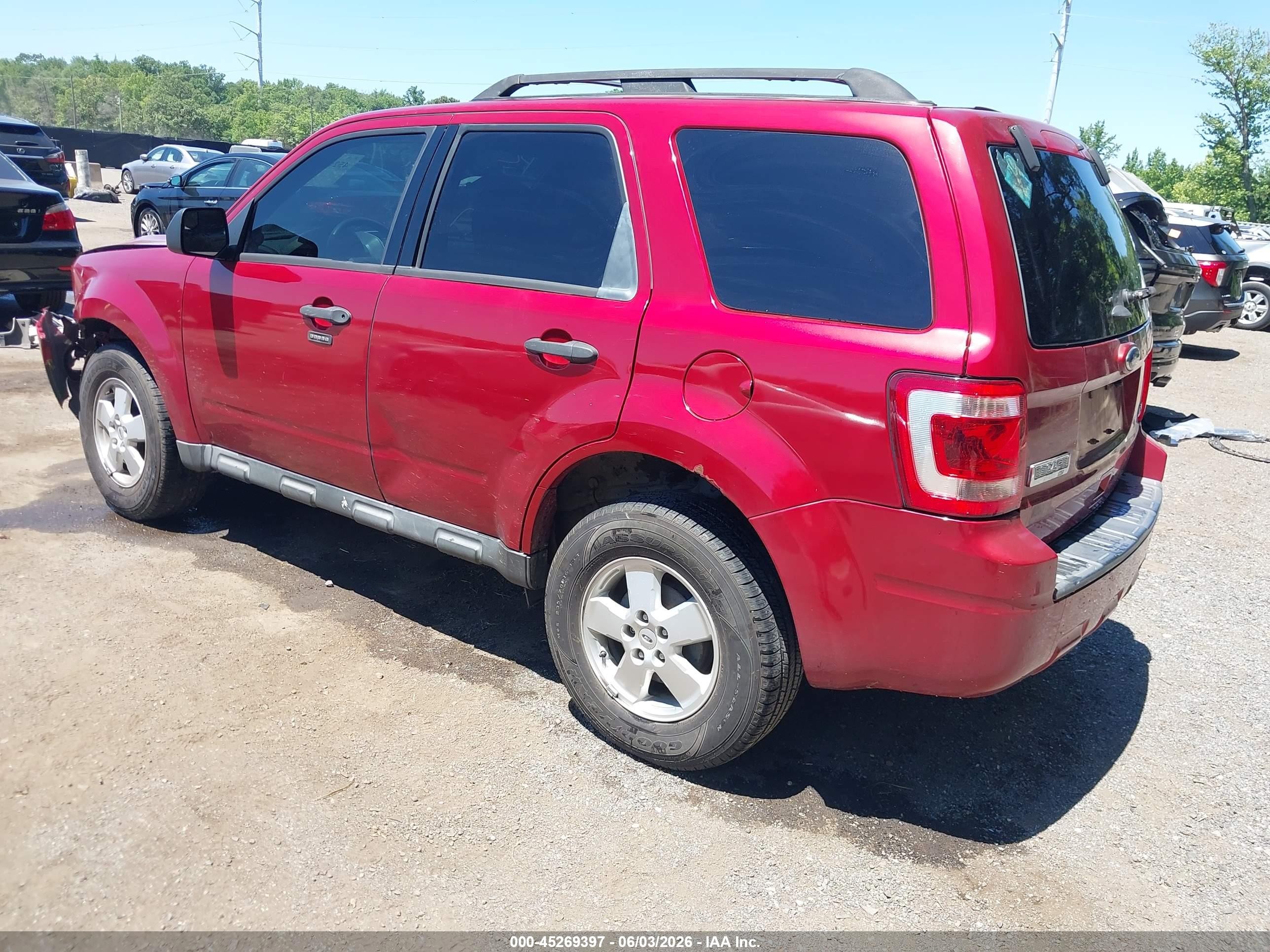 2012 Ford Escape Xlt Red vin: 1FMCU9DG1CKA72195