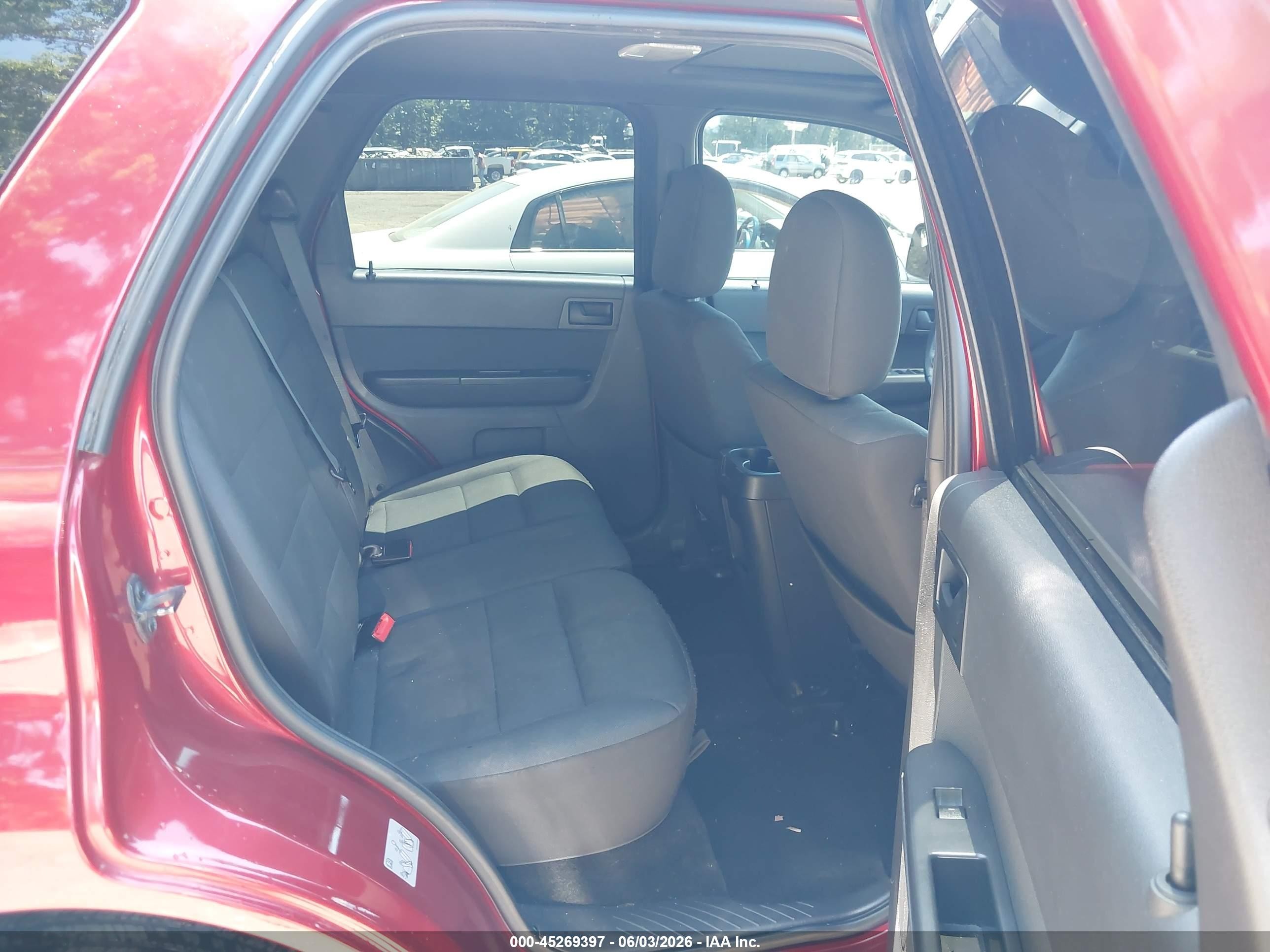 2012 Ford Escape Xlt Red vin: 1FMCU9DG1CKA72195