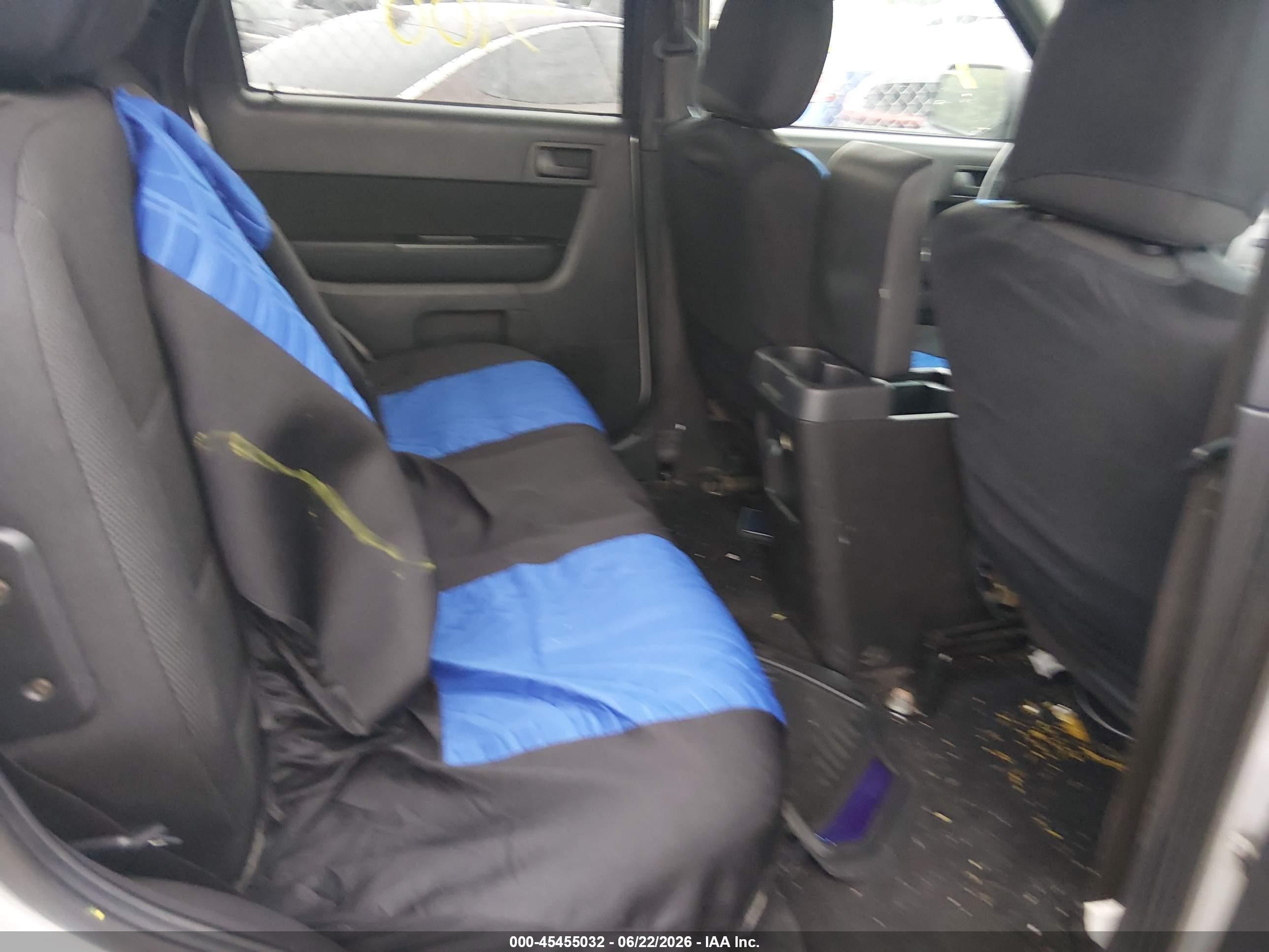 2010 Ford Escape Xlt Gray vin: 1FMCU9DG2AKB76319
