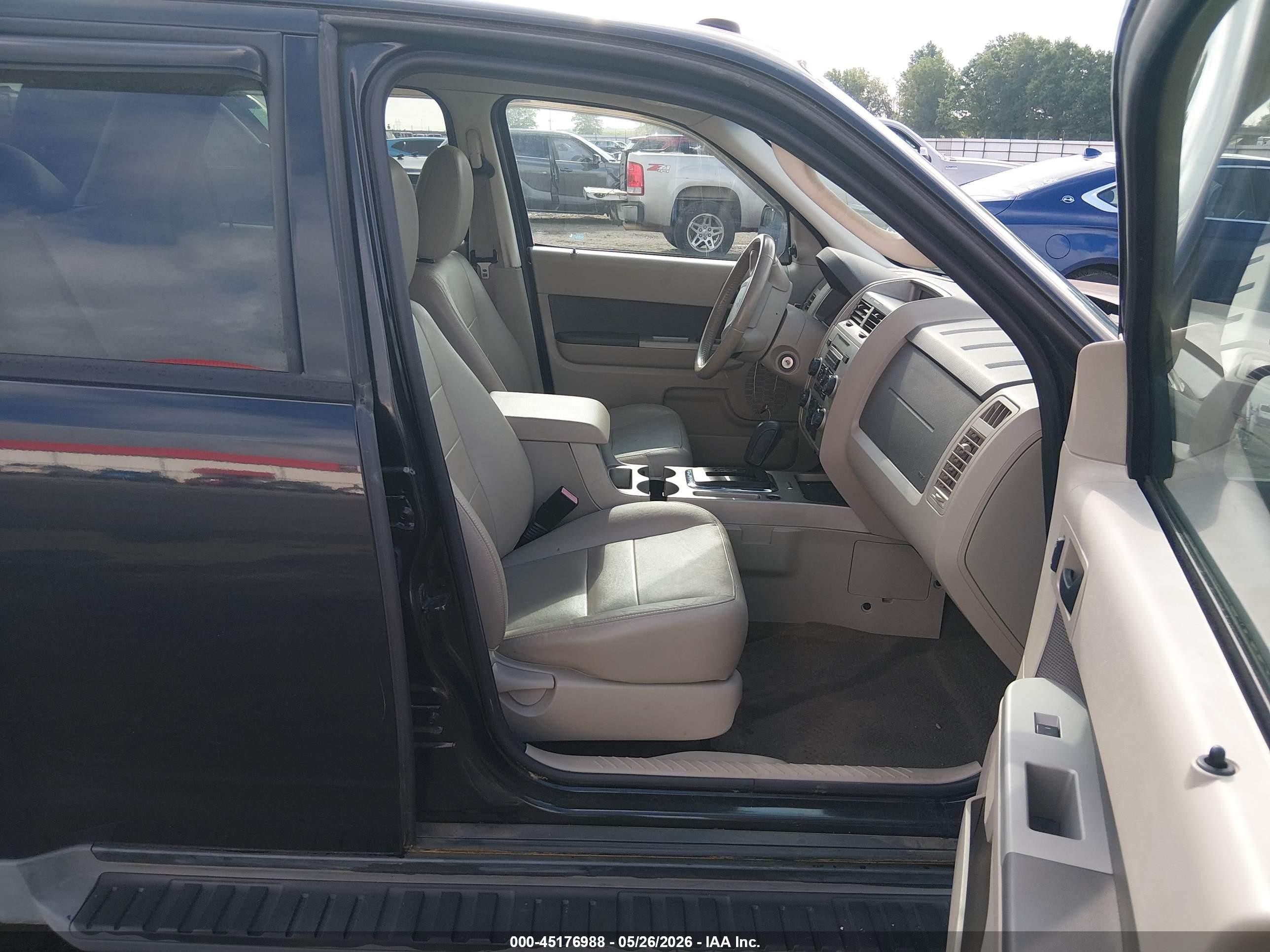 2011 Ford Escape Xlt Dark Blue vin: 1FMCU9DG2BKB20513
