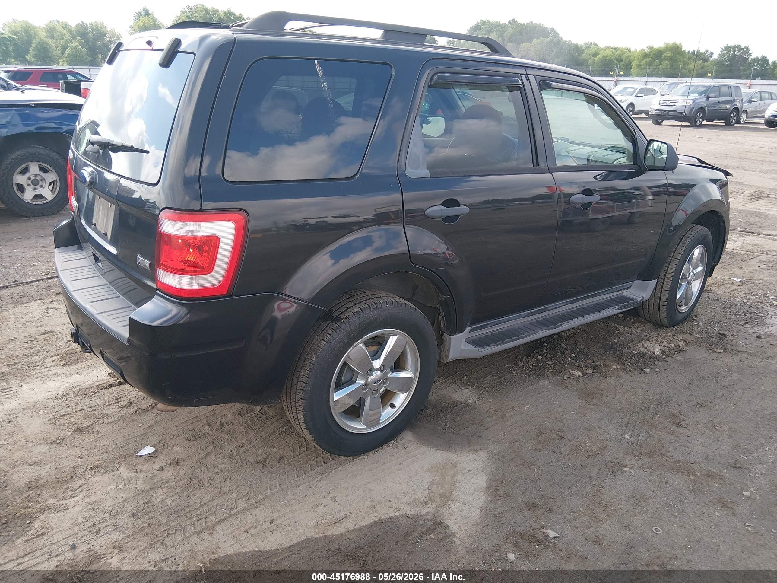 2011 Ford Escape Xlt Dark Blue vin: 1FMCU9DG2BKB20513