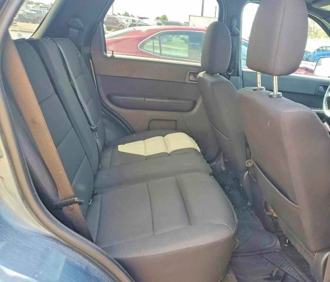 2011 Ford Escape Xlt Blue vin: 1FMCU9DG2BKB23296