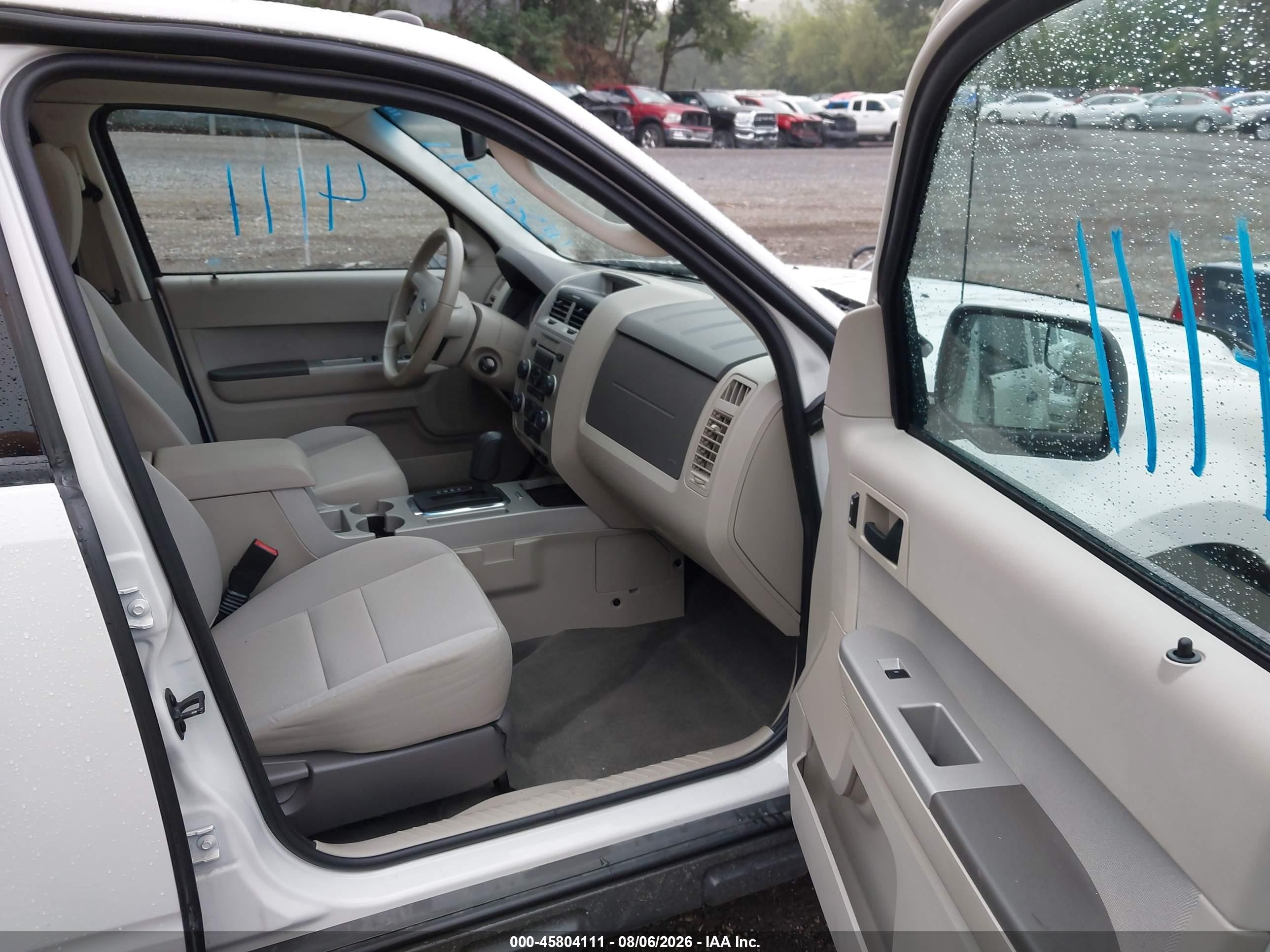 2012 Ford Escape Xlt White vin: 1FMCU9DG2CKB28340