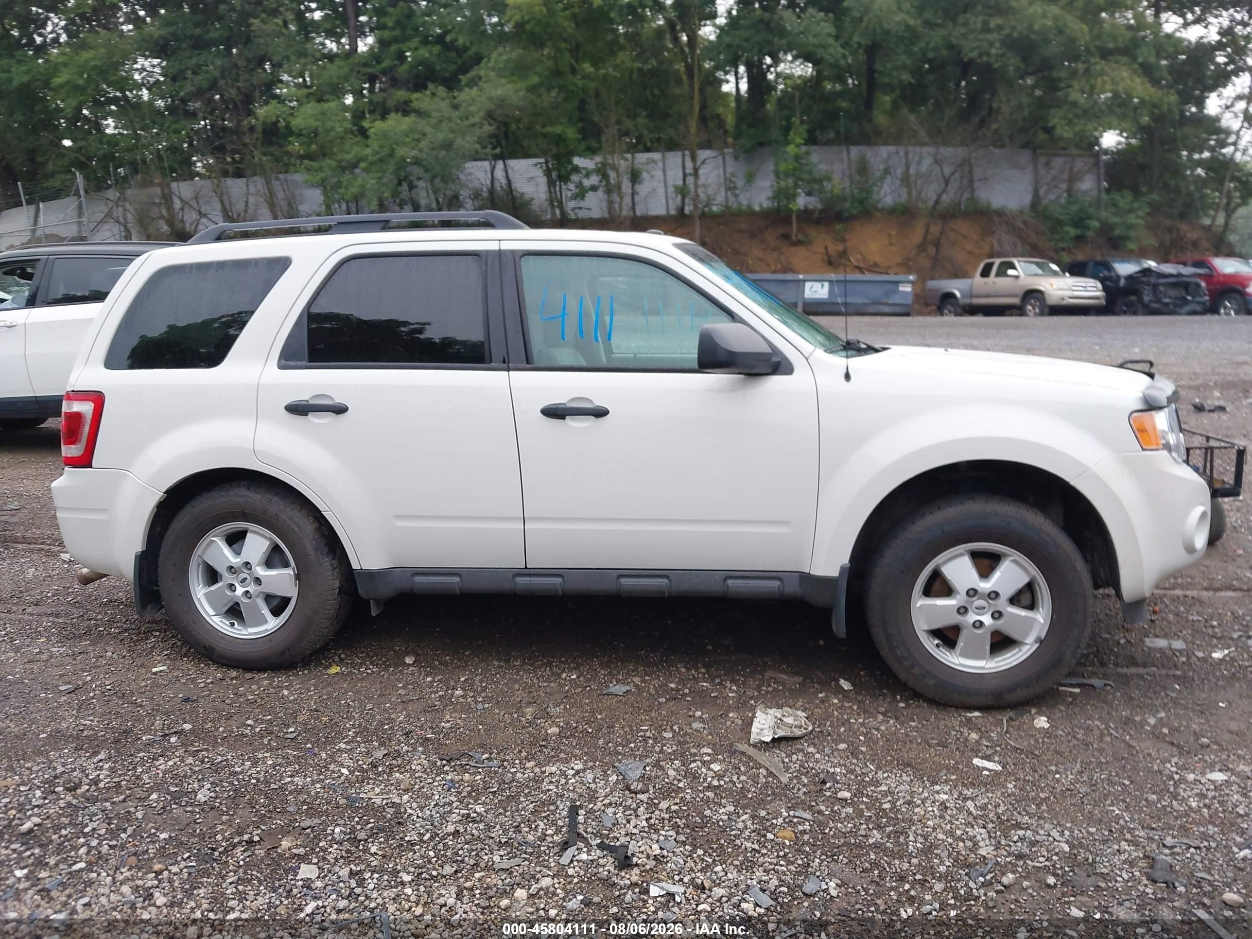 2012 Ford Escape Xlt White vin: 1FMCU9DG2CKB28340