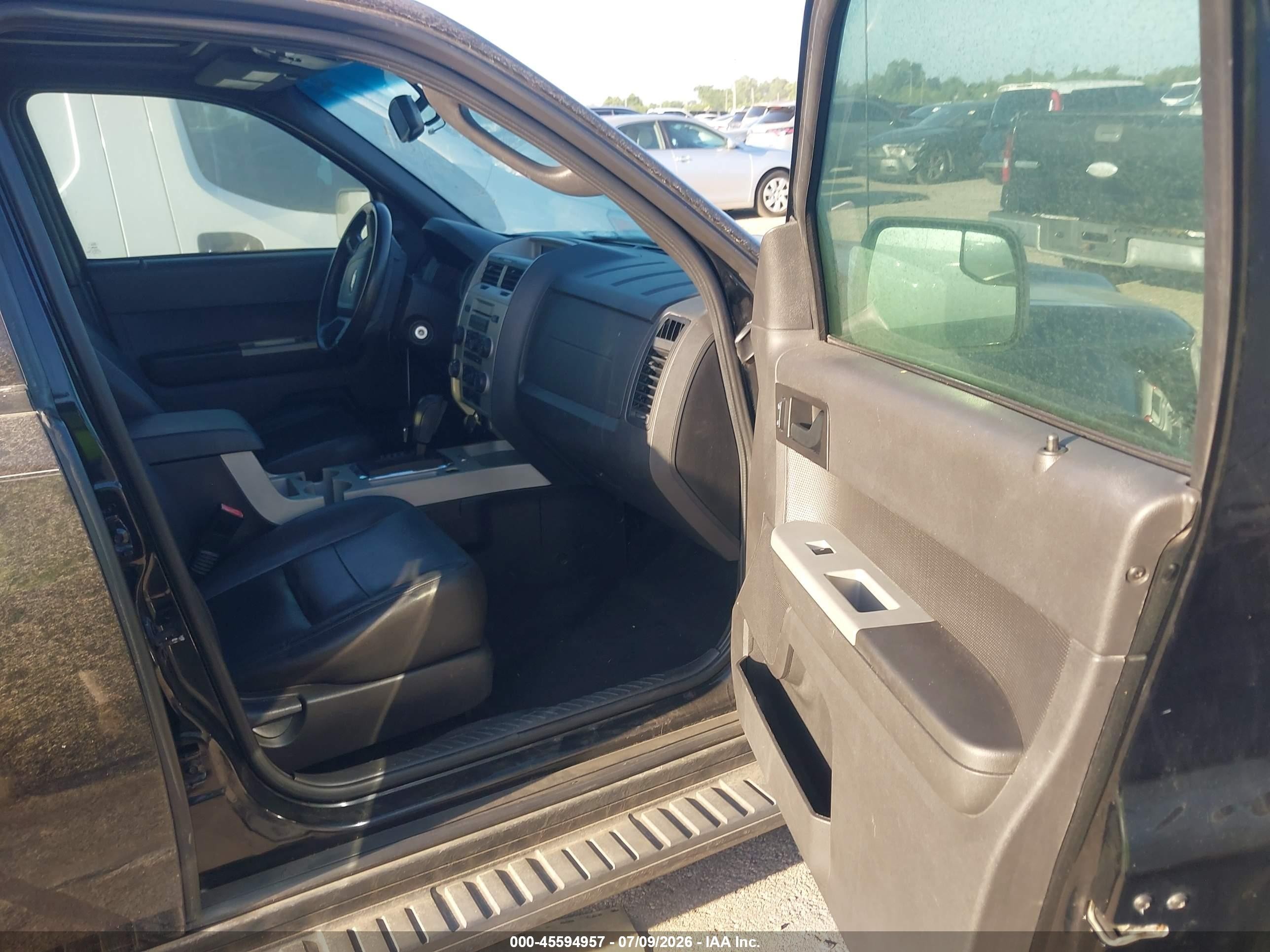 2012 Ford Escape Xlt Black vin: 1FMCU9DG2CKC52835