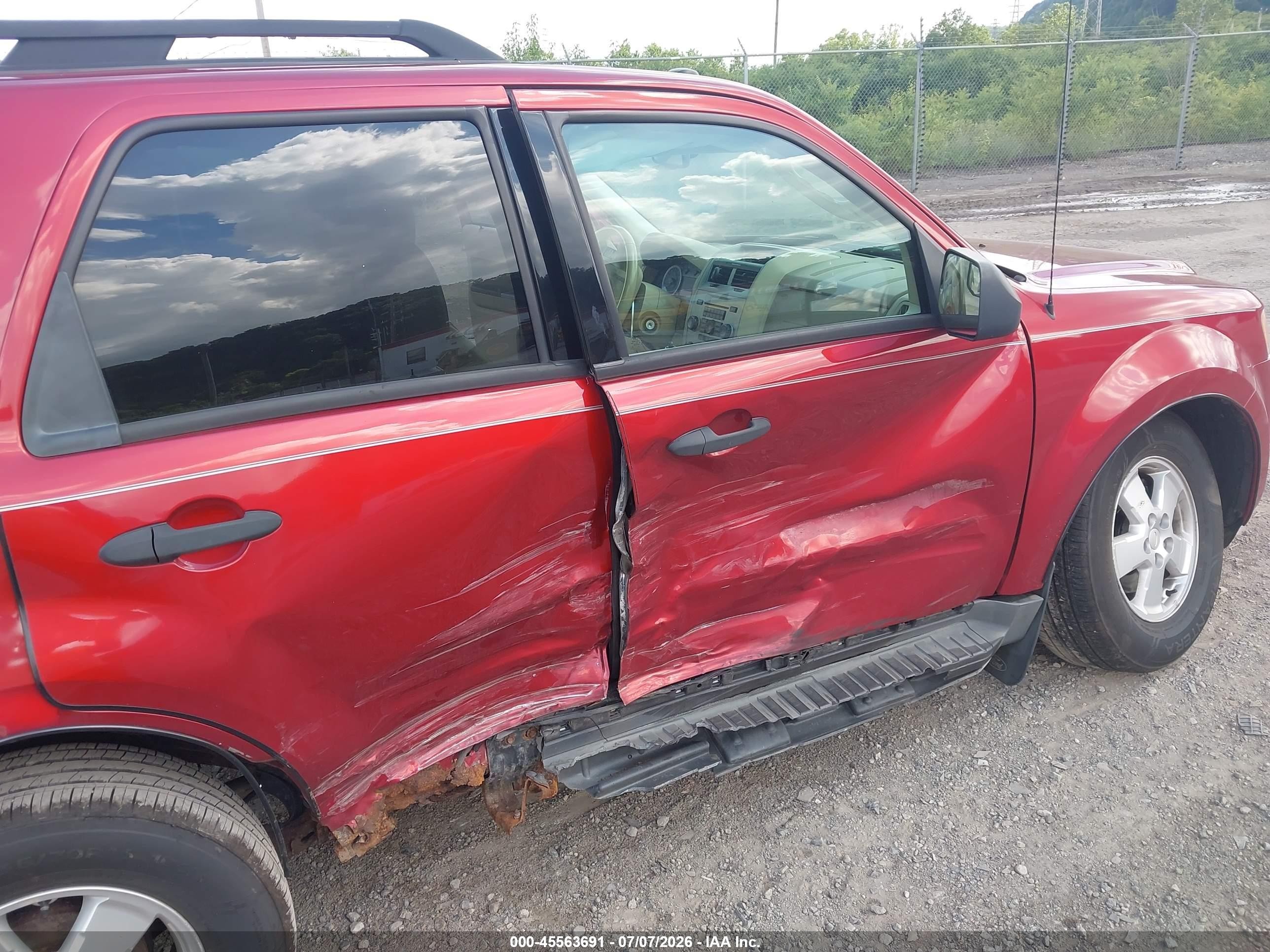 2012 Ford Escape Xlt Red vin: 1FMCU9DG2CKC61728