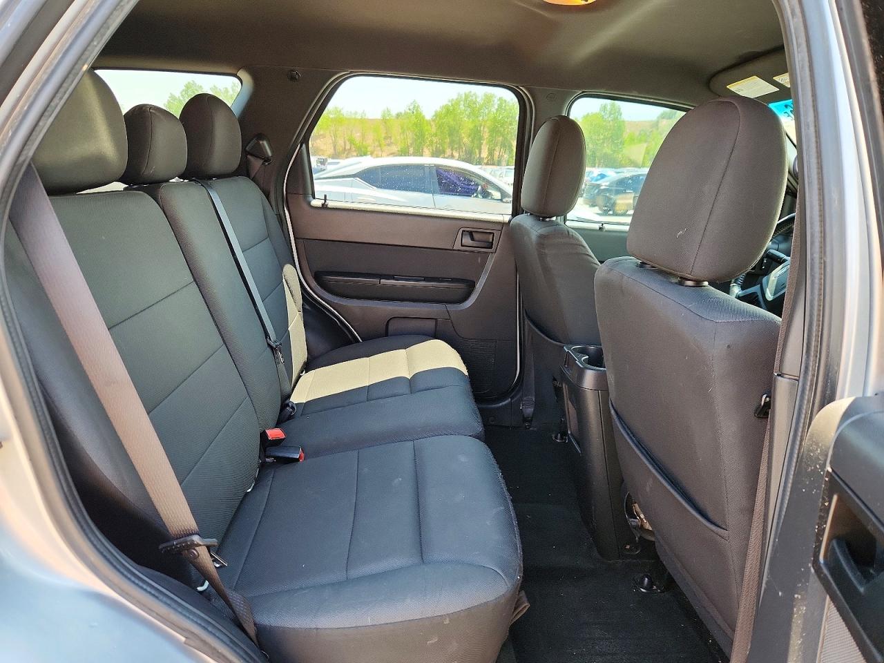 2012 Ford Escape Xlt Silver vin: 1FMCU9DG2CKC74687