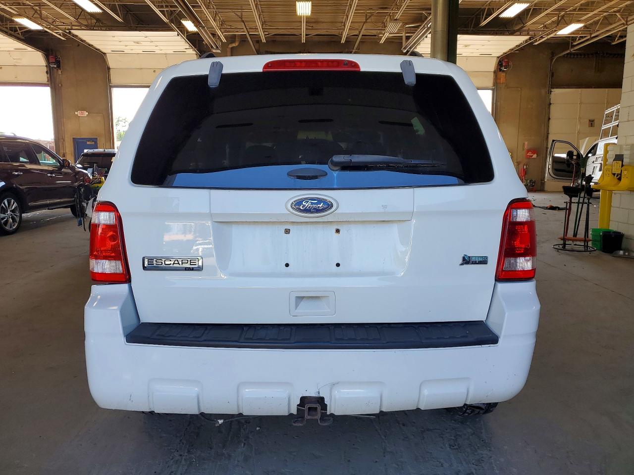 2010 Ford Escape Xlt Белый vin: 1FMCU9DG3AKA81056