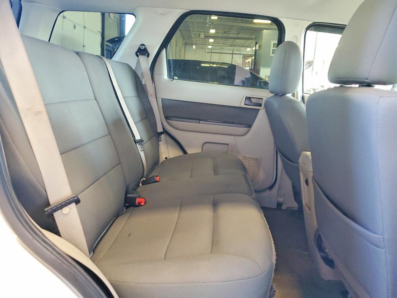 2010 Ford Escape Xlt Белый vin: 1FMCU9DG3AKA81056