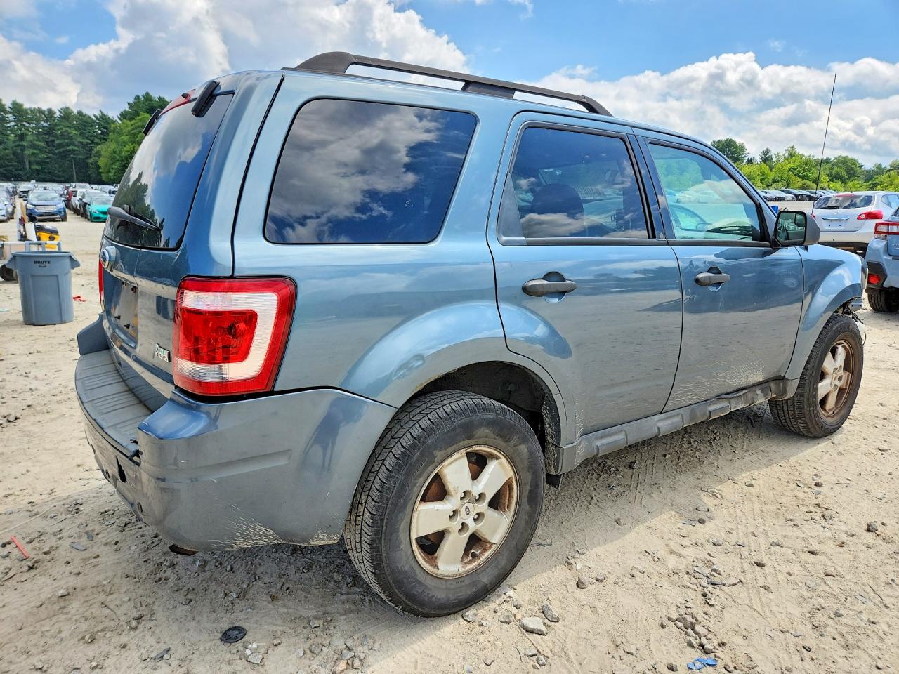 2010 Ford Escape Xlt Blue vin: 1FMCU9DG3AKC61962