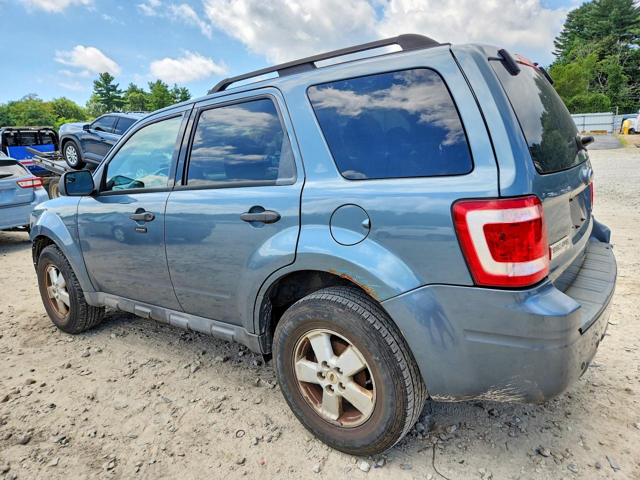 2010 Ford Escape Xlt Blue vin: 1FMCU9DG3AKC61962
