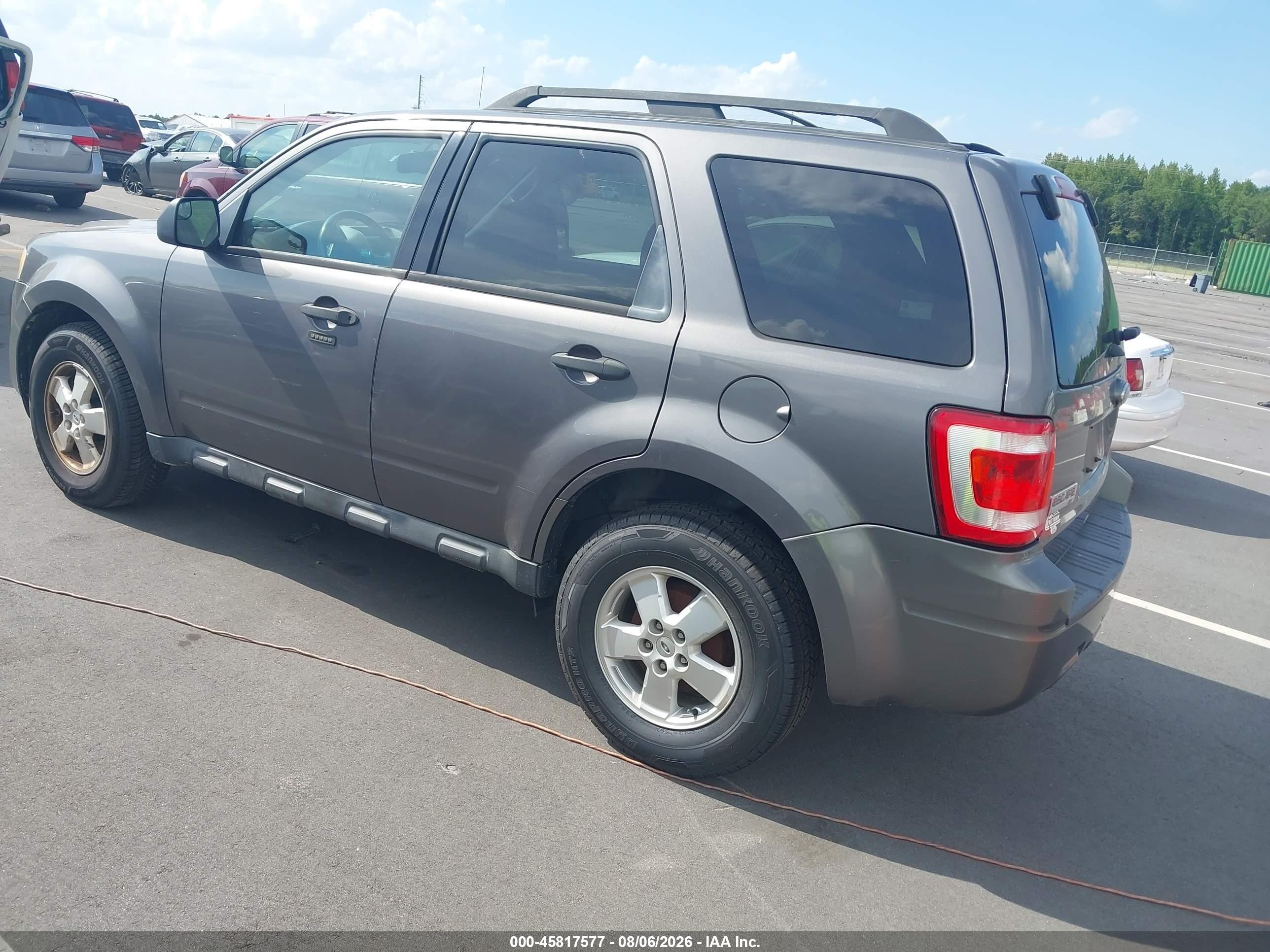 2011 Ford Escape Xlt Gray vin: 1FMCU9DG3BKA78045