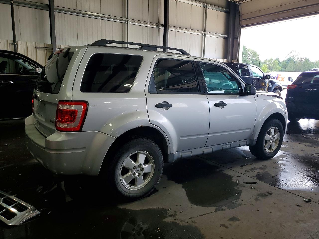 2011 Ford Escape Xlt Silver vin: 1FMCU9DG3BKC38974