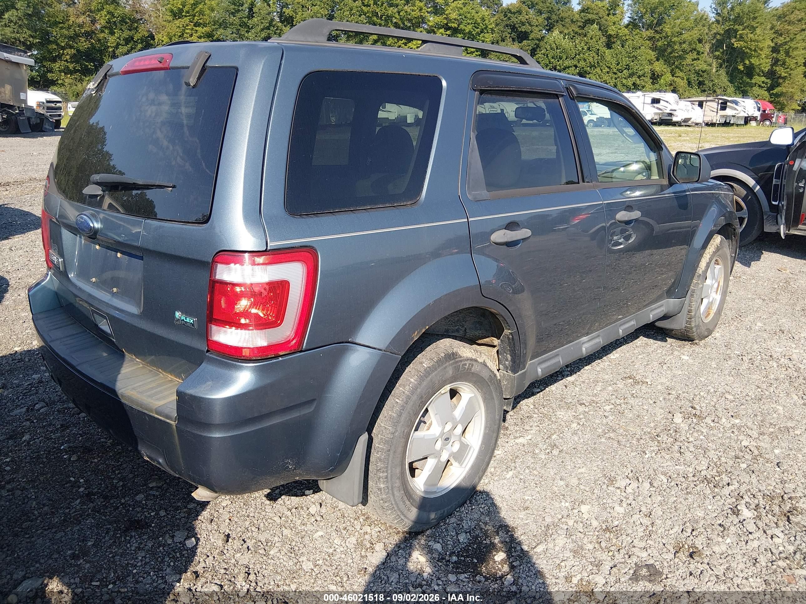 2011 Ford Escape Xlt Blue vin: 1FMCU9DG3BKC49702