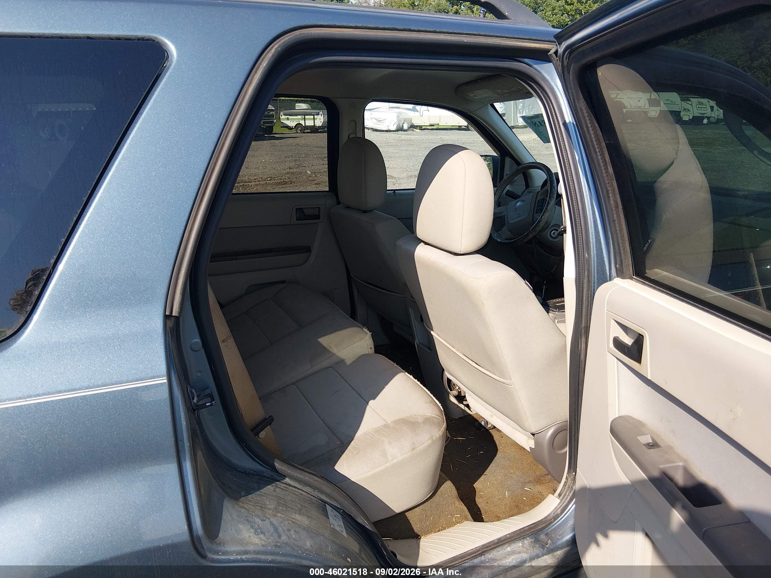 2011 Ford Escape Xlt Blue vin: 1FMCU9DG3BKC49702