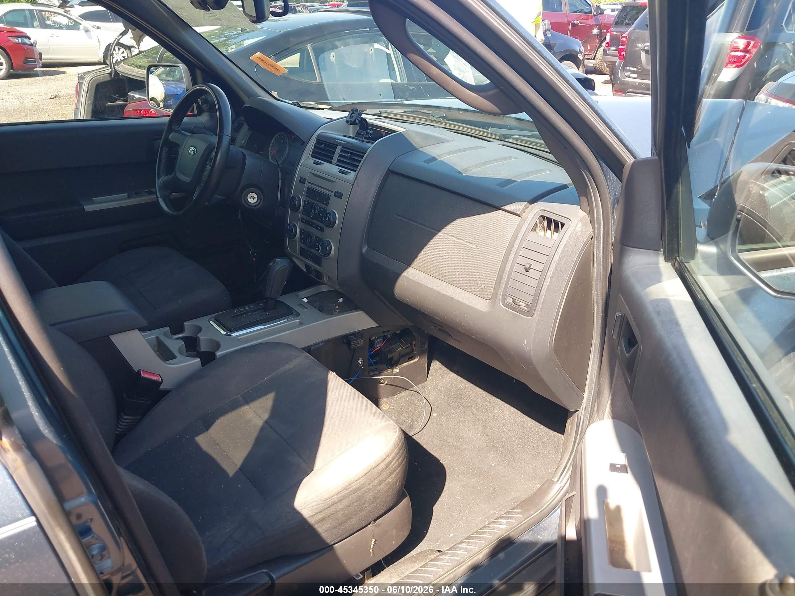 2012 Ford Escape Xlt Blue vin: 1FMCU9DG3CKB51075