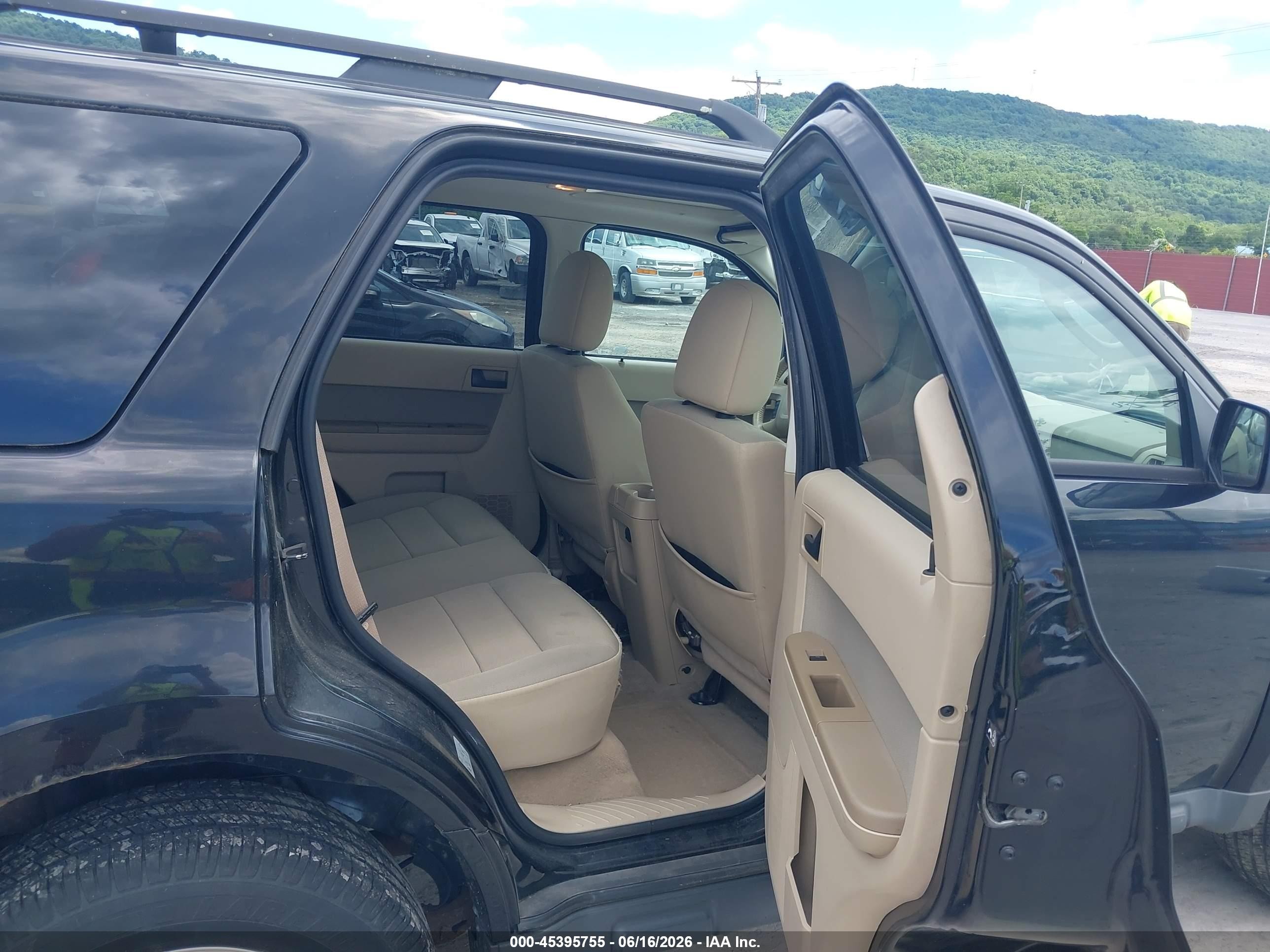 2012 Ford Escape Xlt Черный vin: 1FMCU9DG3CKC34652