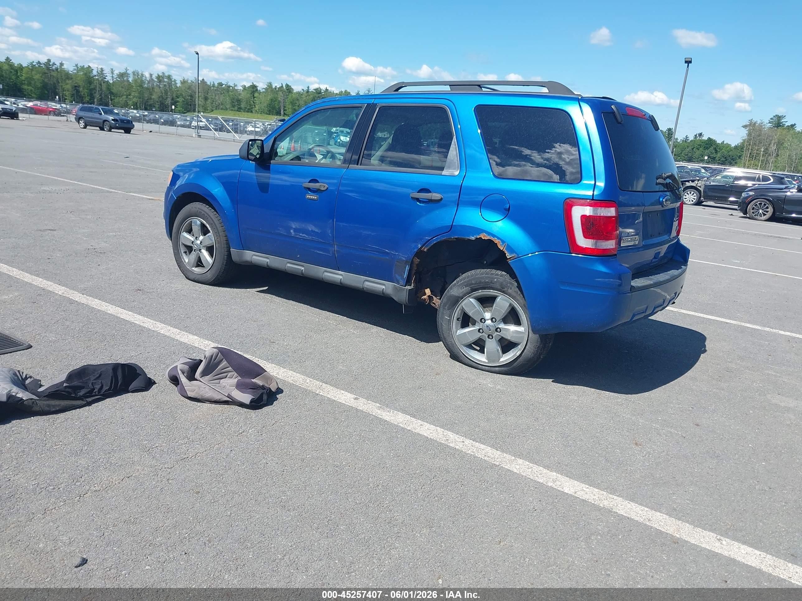 2012 Ford Escape Xlt Blue vin: 1FMCU9DG3CKC74214