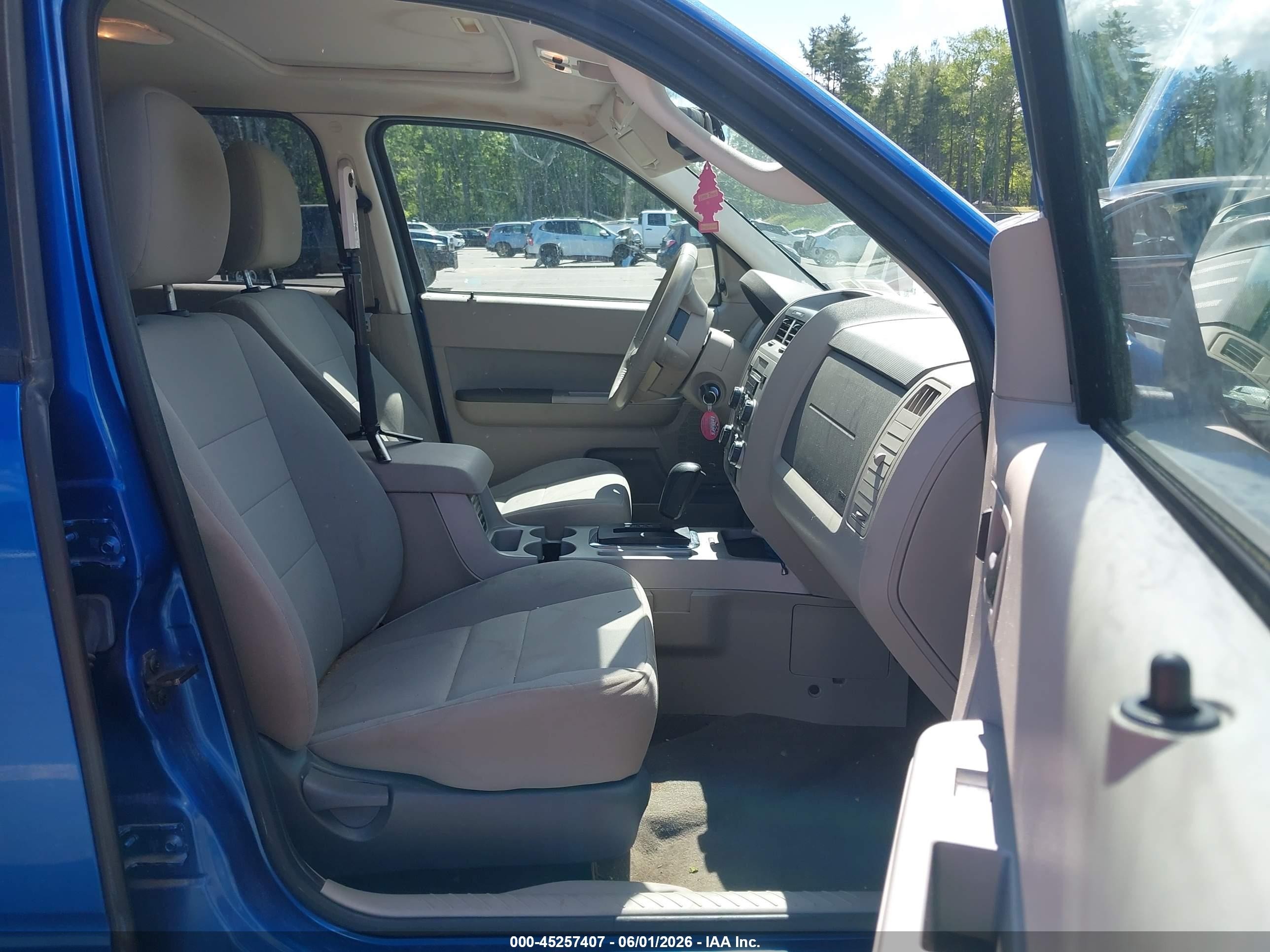 2012 Ford Escape Xlt Blue vin: 1FMCU9DG3CKC74214